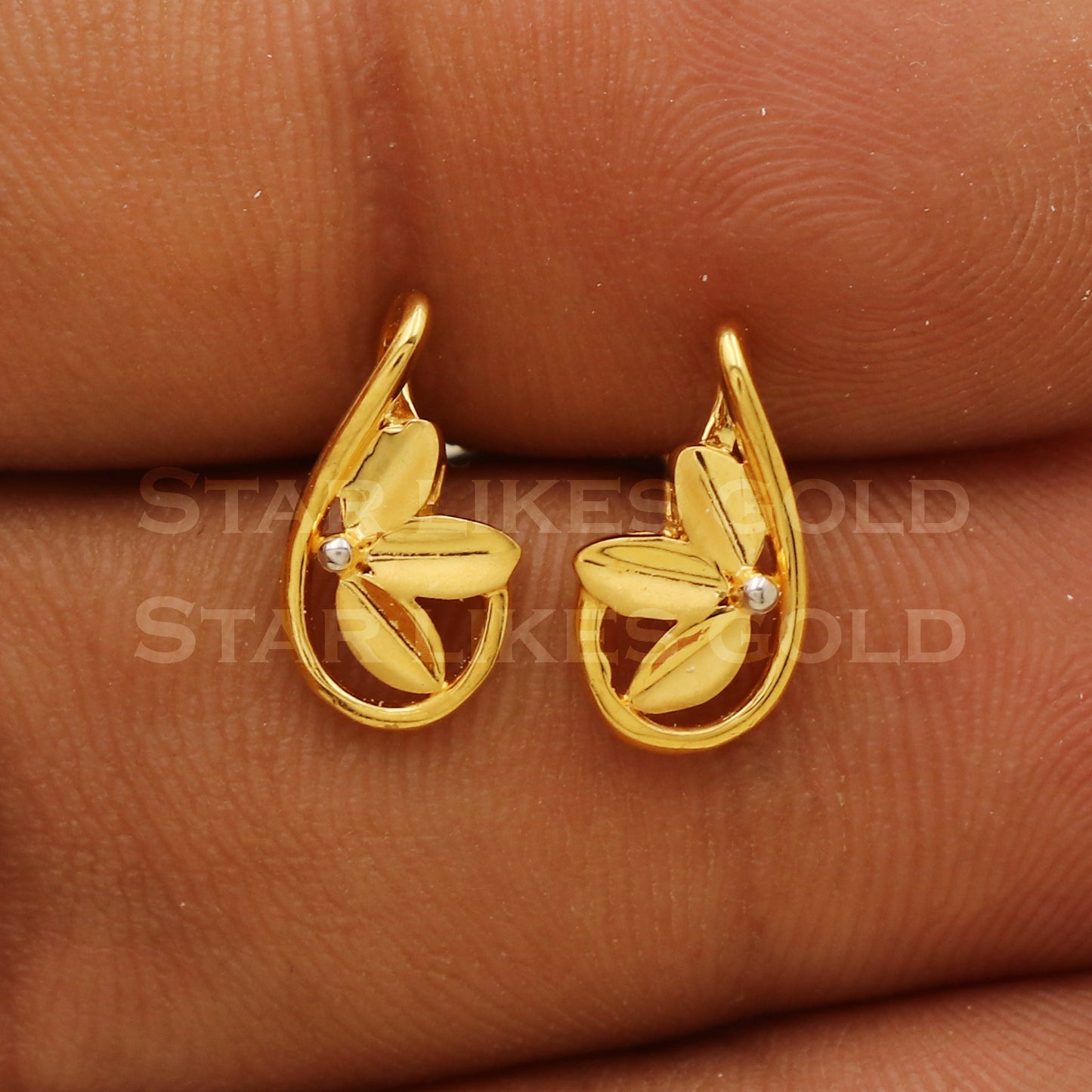 Lovely 22k 22 karat gold stud earrings jewelry, PR1126