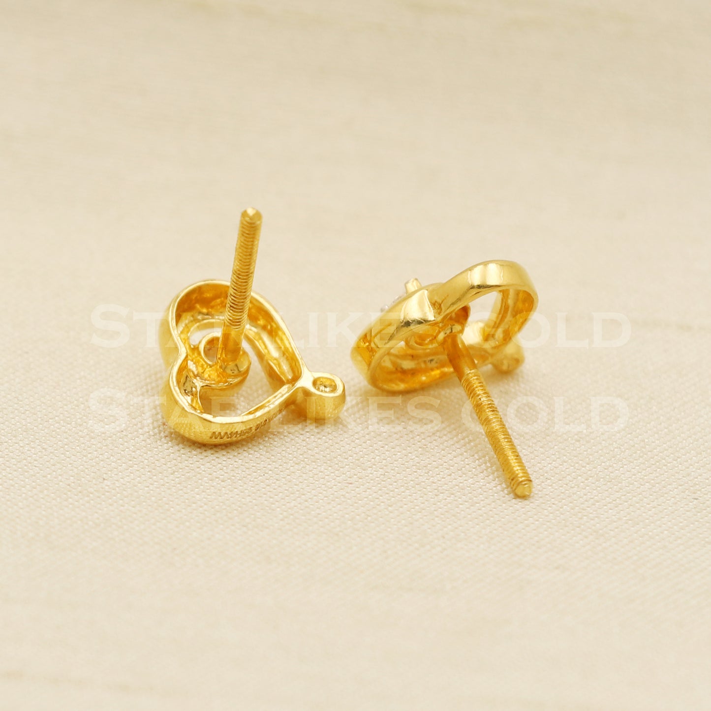 Stunning 22k 22 karat gold stud earrings jewelry, PR1131