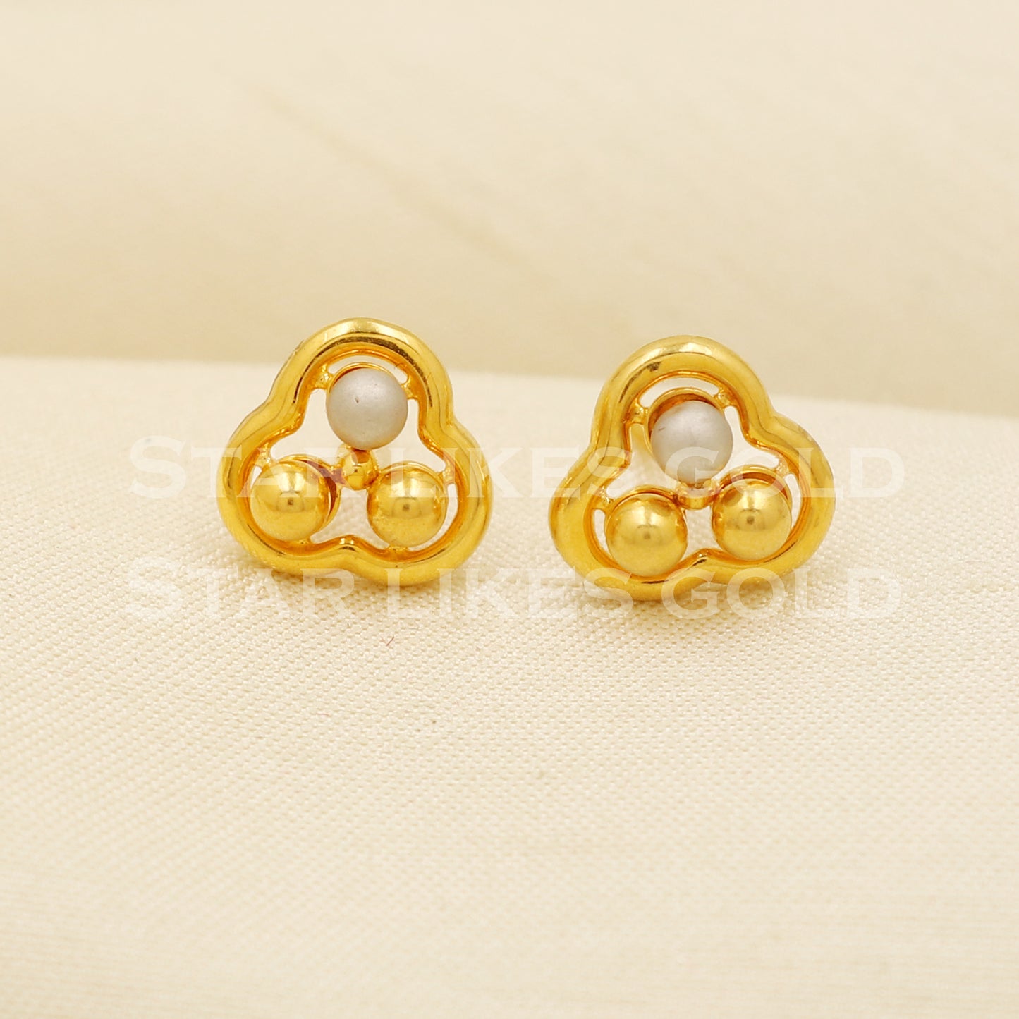 Stunning 22k 22 karat gold earrings, PR1293