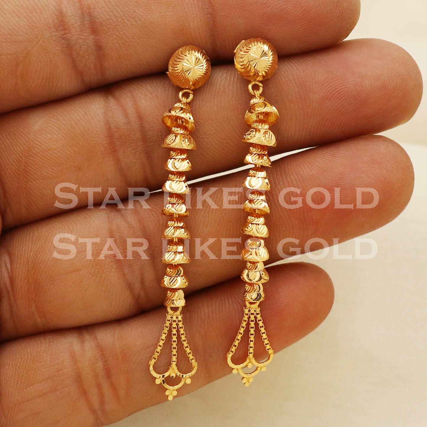 Stunning 22k 22 karat gold dangle earrings, PR1297