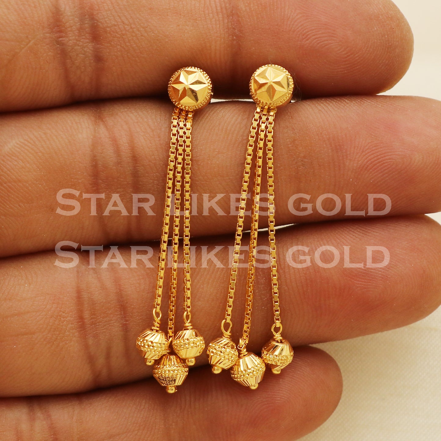 Stunning 22k 22 karat gold dangle earrings, PR1299