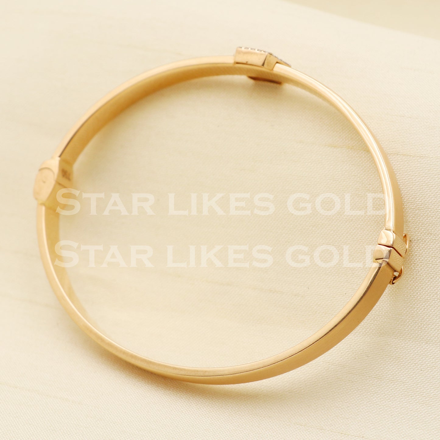 18 karat 18k gold bangle bracelet jewelry, PR1399