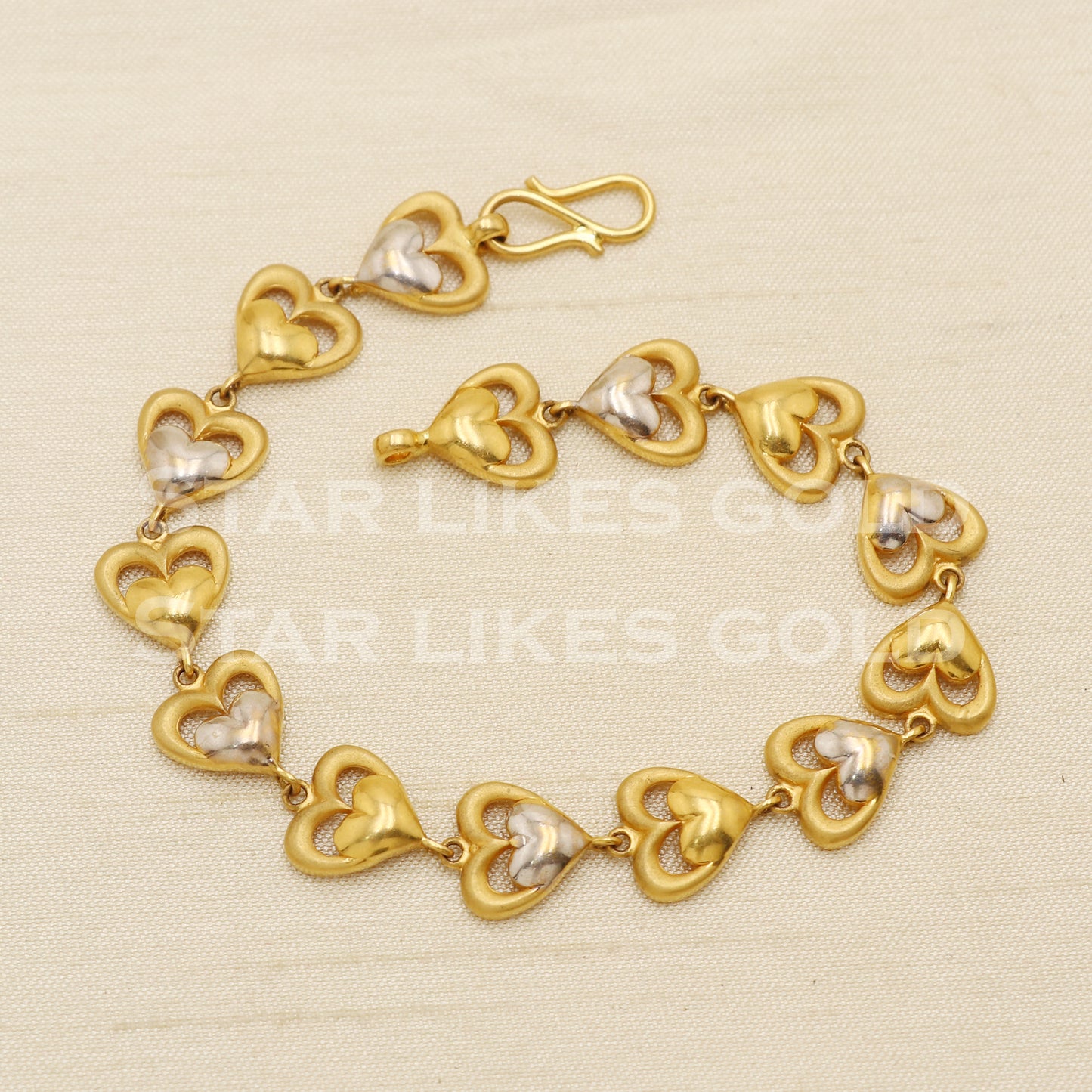 Heart - 22 karat 22k gold Women Bracelet jewelry, PR1536