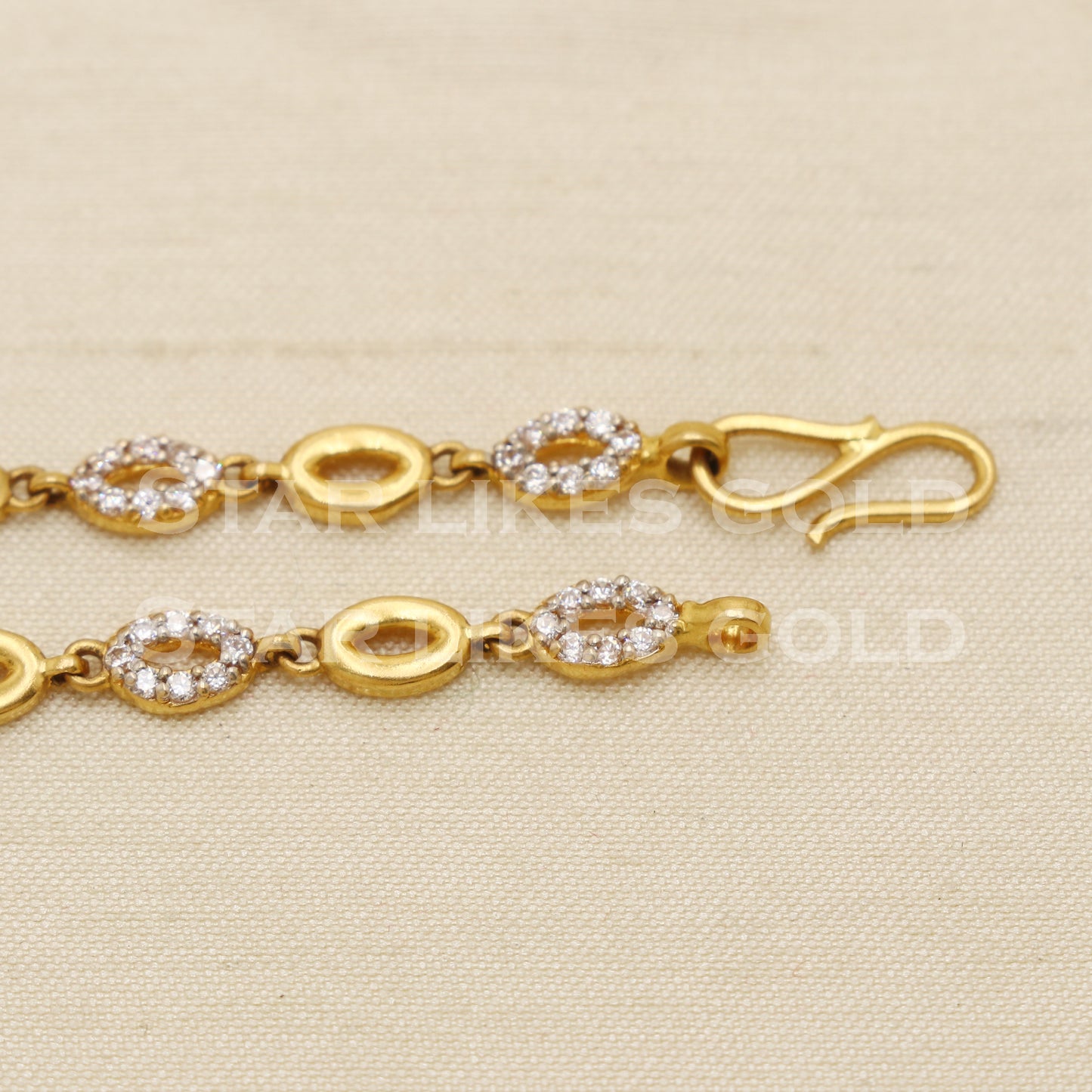 22 karat 22k gold Zircons Women Bracelet jewelry, PR1537