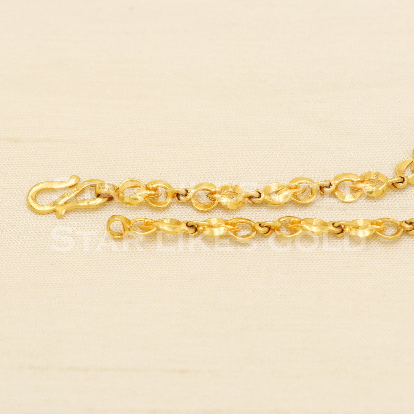 Hallmarked 22 karat 22k gold Women Bracelet jewelry, PR1538