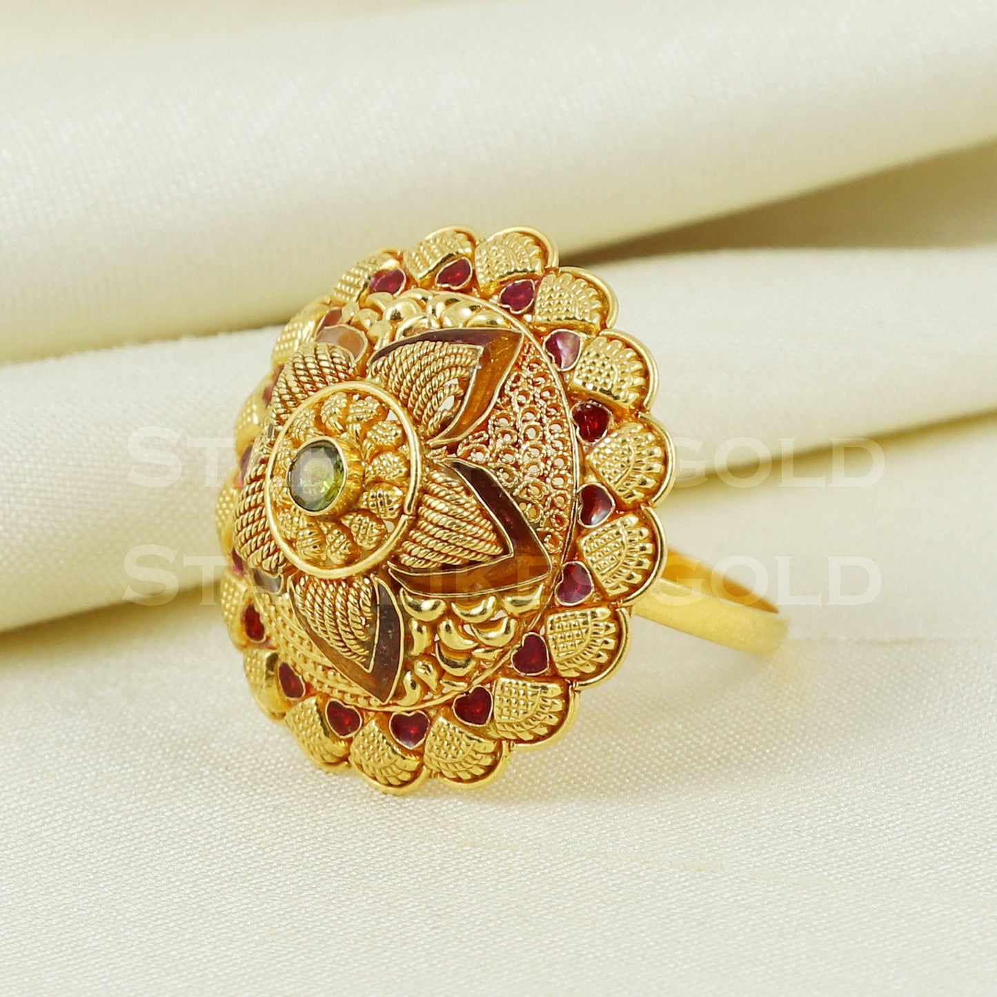 beautiful 22K Yellow Gold Ring Genuine Hallmarked 916 Handcrafted Jewelry