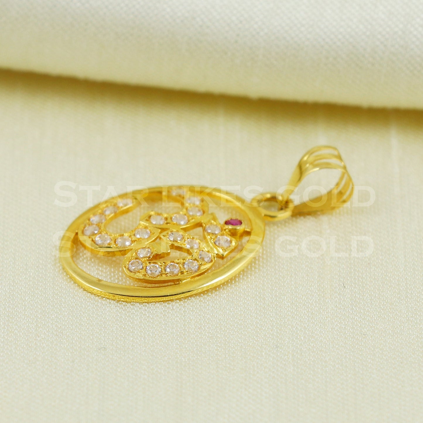 om aum 18k Gold Pendant Indian Handmade Jewelry