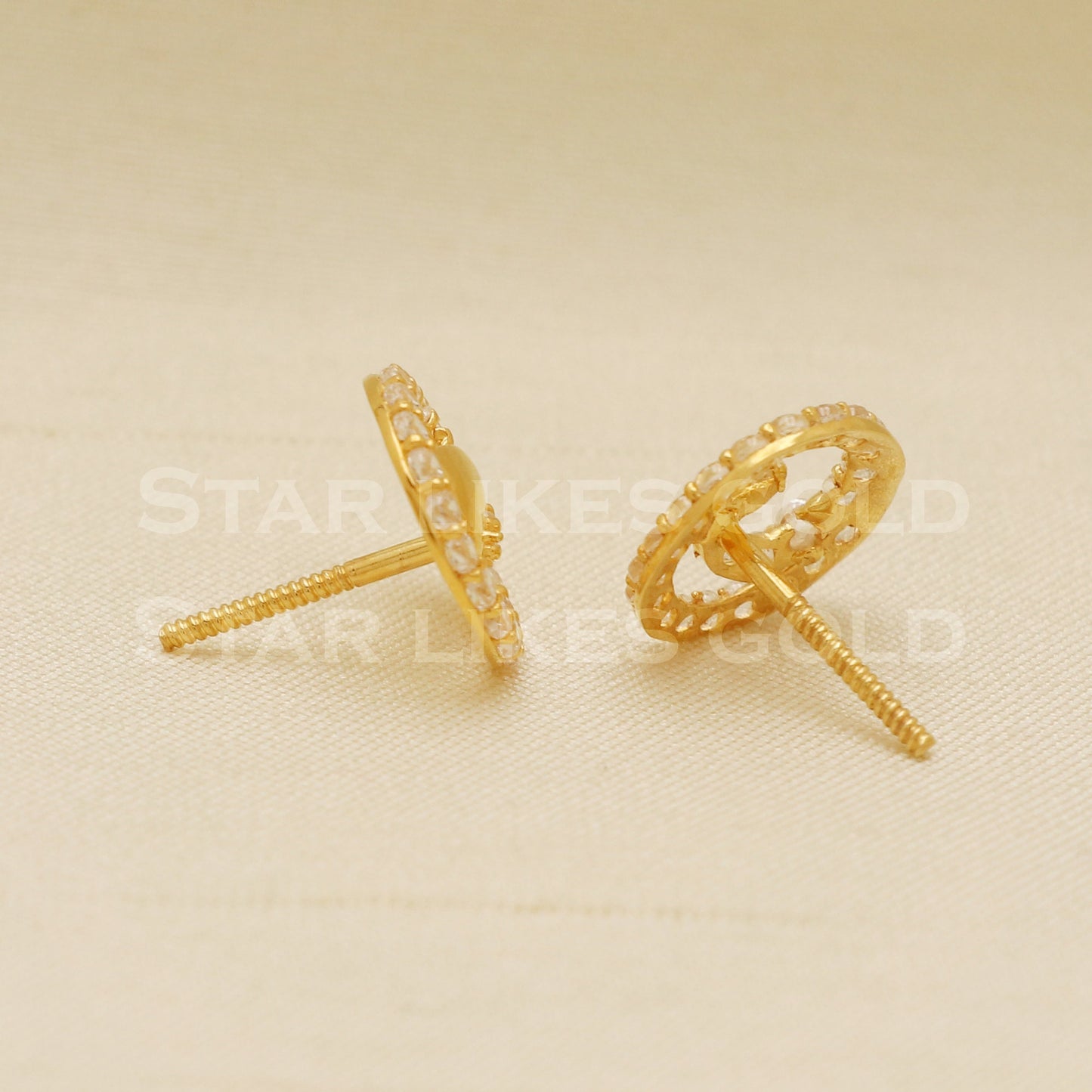 Hallmark 18k Gold Romantic Heart Stud Earrings with Sparkling Stones, B1180