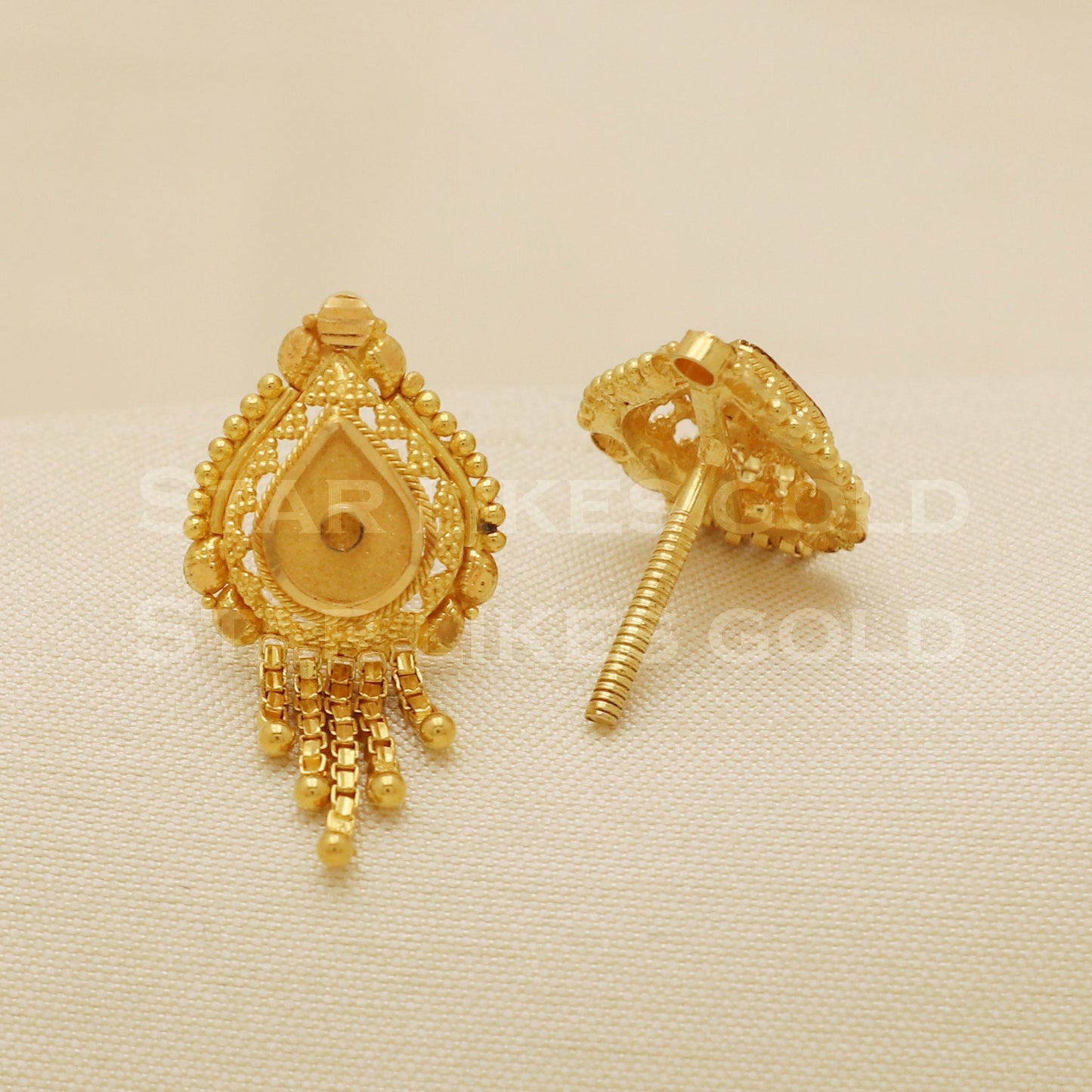 Hallmark 18k Gold Traditional Pear-Drop Earrings with Delicate Gold Chains, B1199