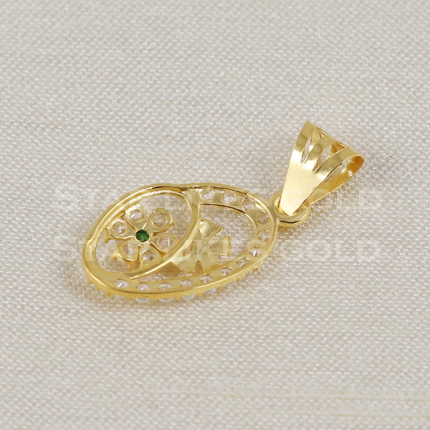 Flower 18k Yellow Gold Pendant Indian Handmade Jewelry