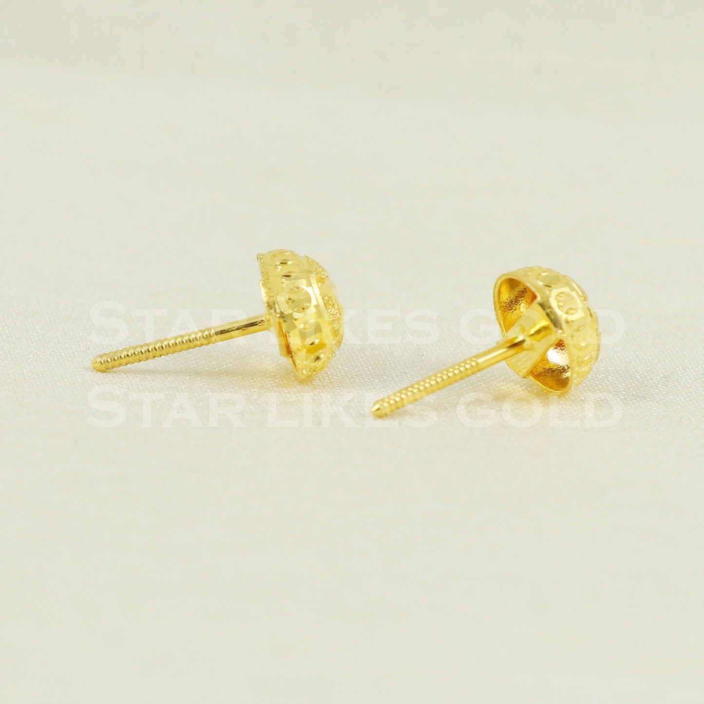 Exquisite 18K Yellow Gold Blossom Stud Earrings - Intricate Handcrafted Floral Jewelry