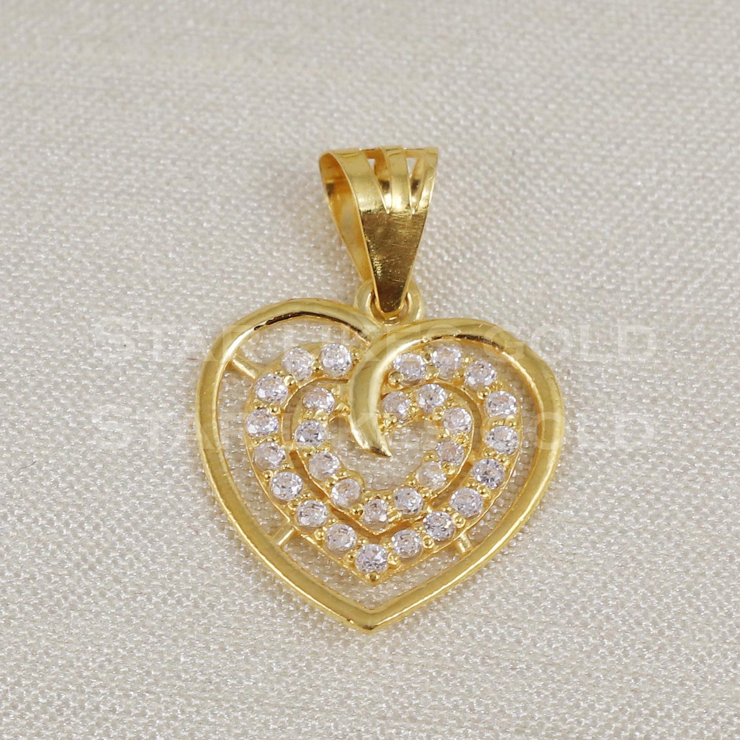 Heart 18k Yellow Gold Pendant Indian Handmade Jewelry