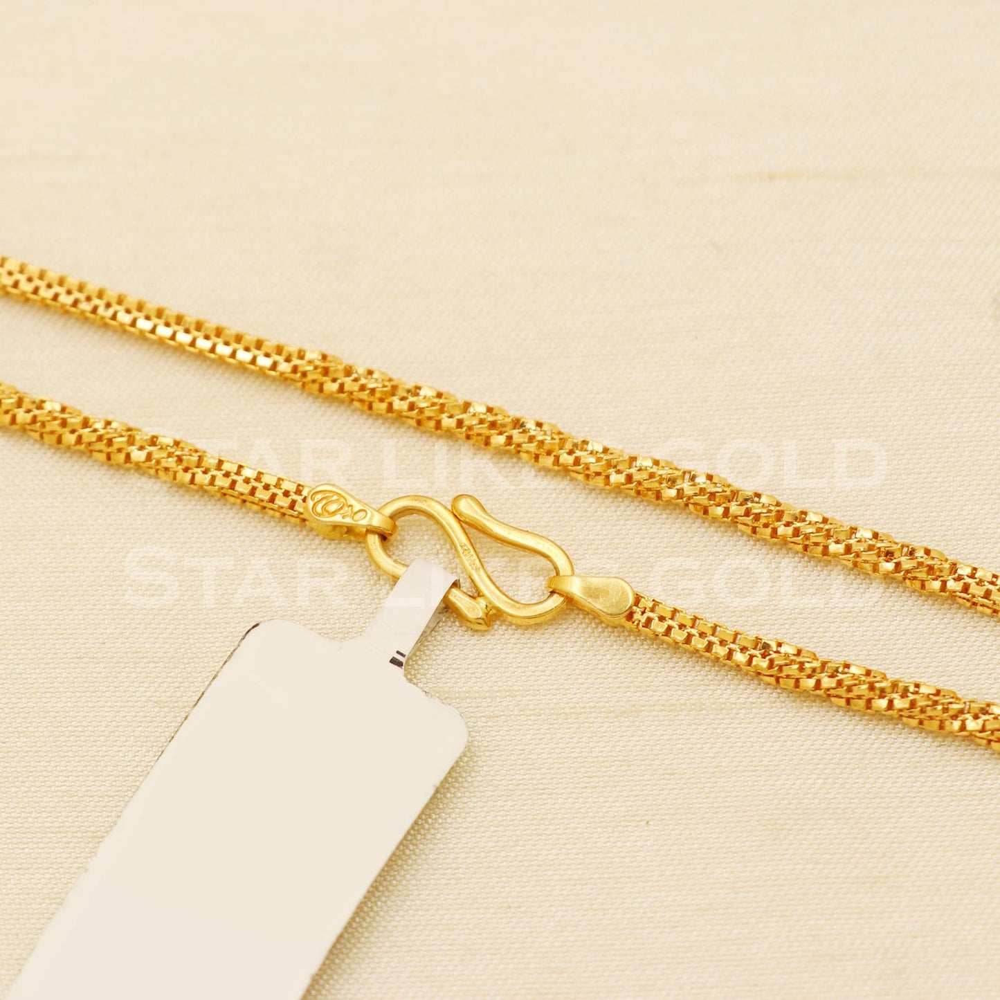 Elegant 22k Hallmark Gold Box Link Chain for Daily Wear, B1427