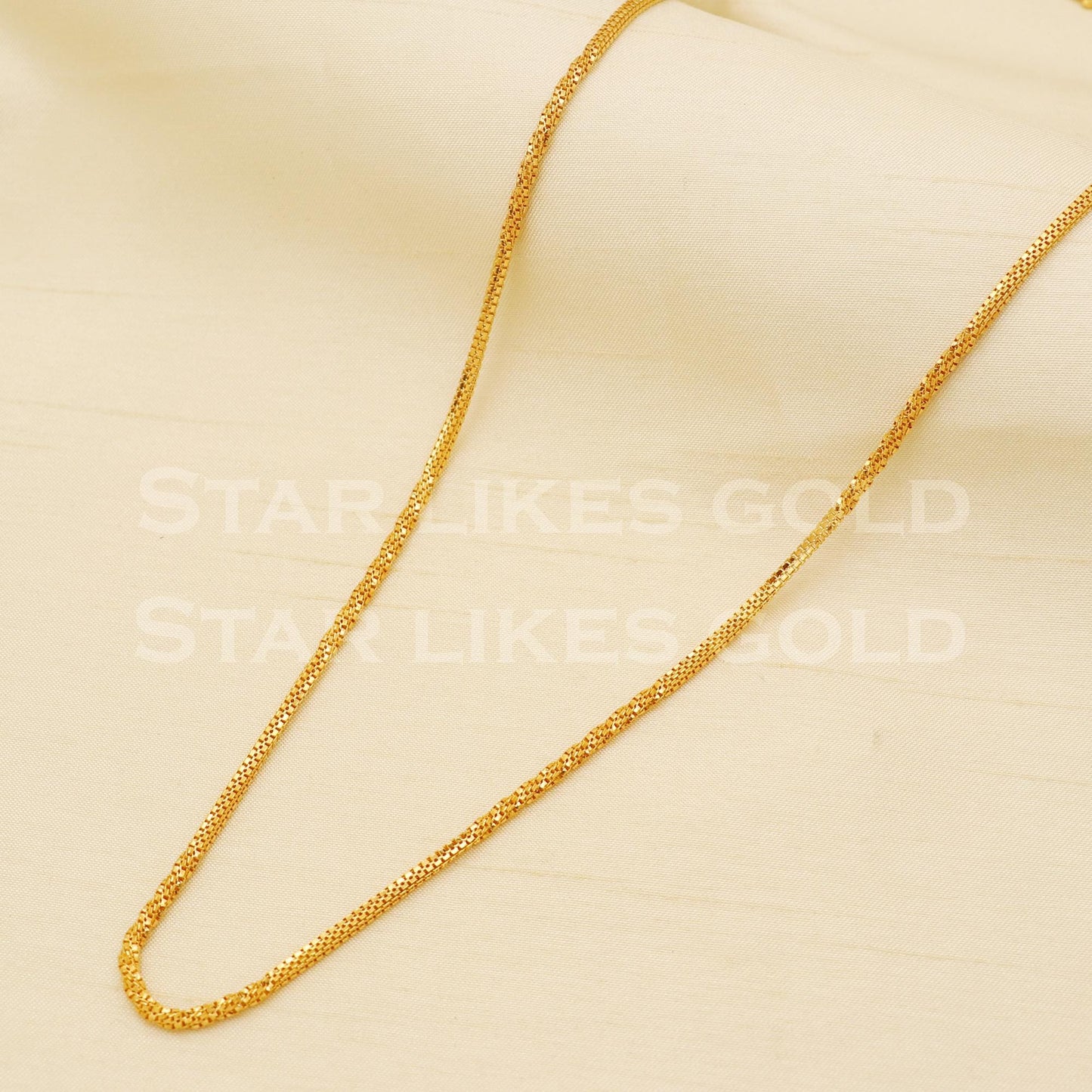 Elegant 22k Hallmark Gold Box Link Chain for Daily Wear, B1427