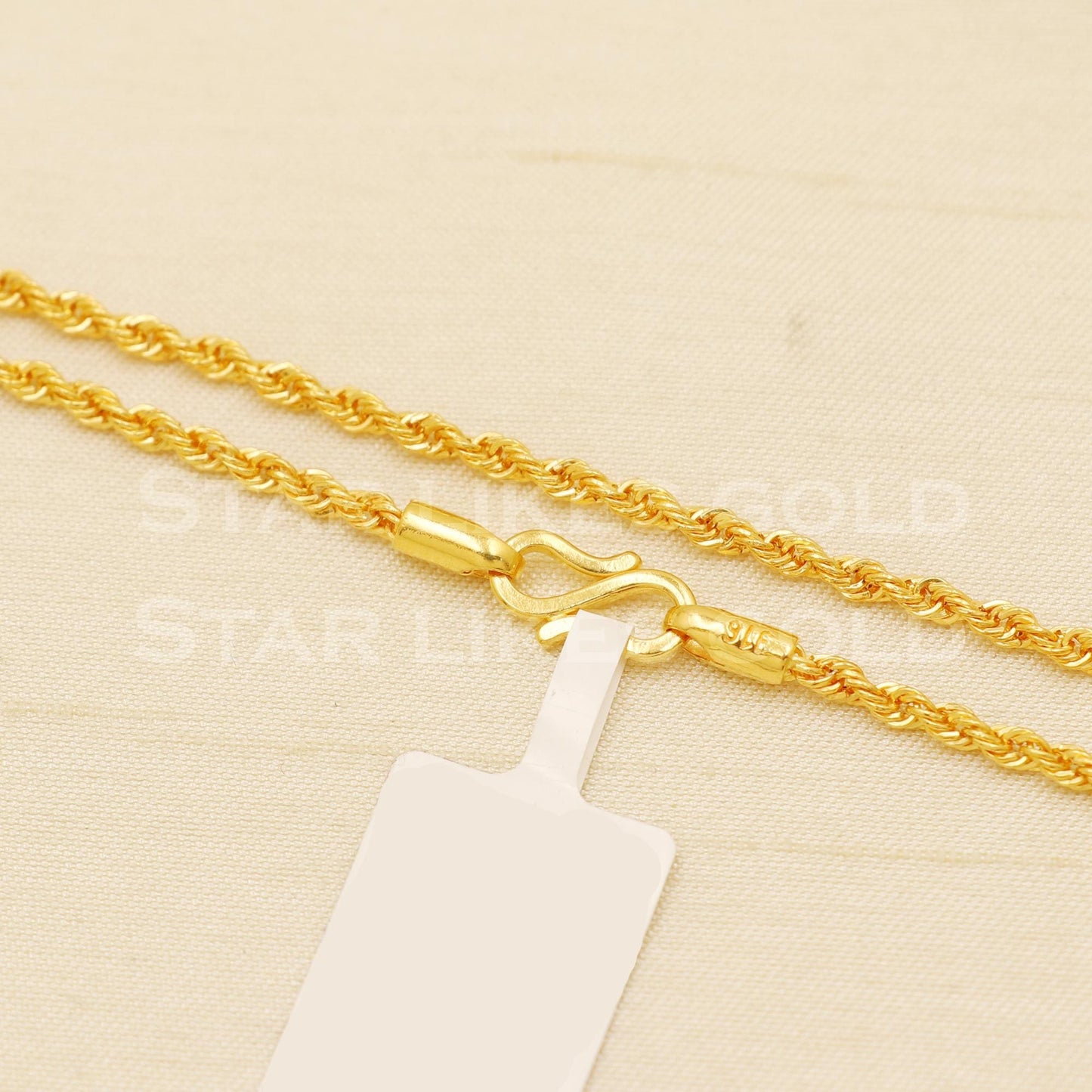 Classic 22k Hallmark Gold Twisted Rope Chain Design, B1437
