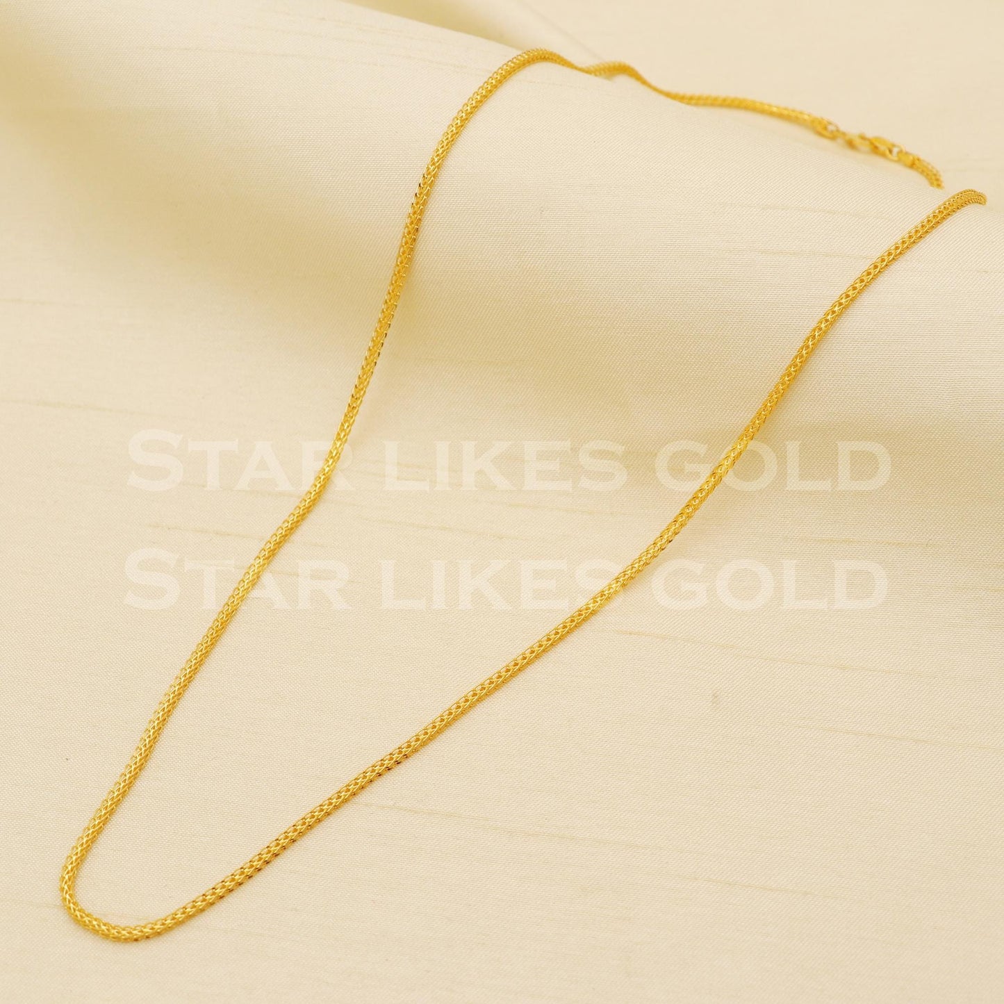 22k Hallmark Gold Sleek Foxtail Wheat Link Chain for Daily Wear, B1438