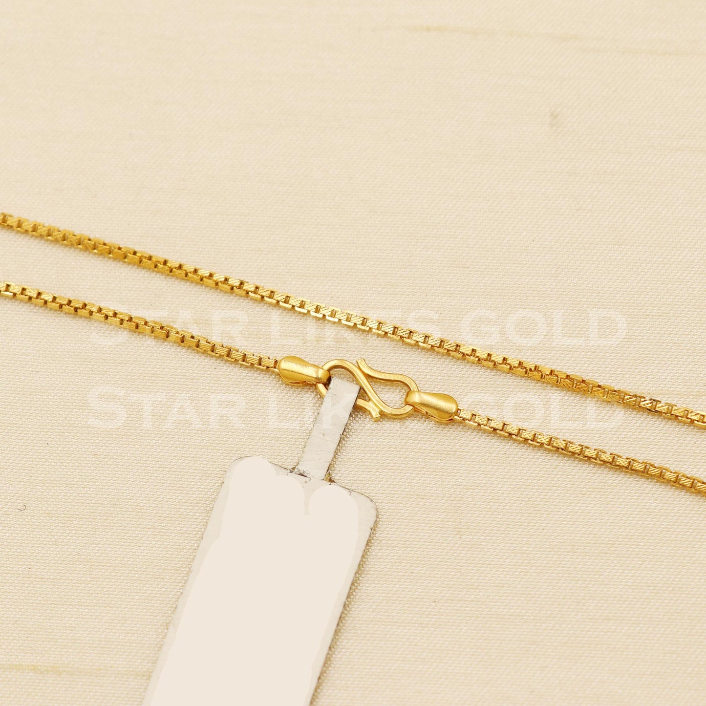 18k Hallmark Gold Classic Box Link Chain for Daily Wear, B1450