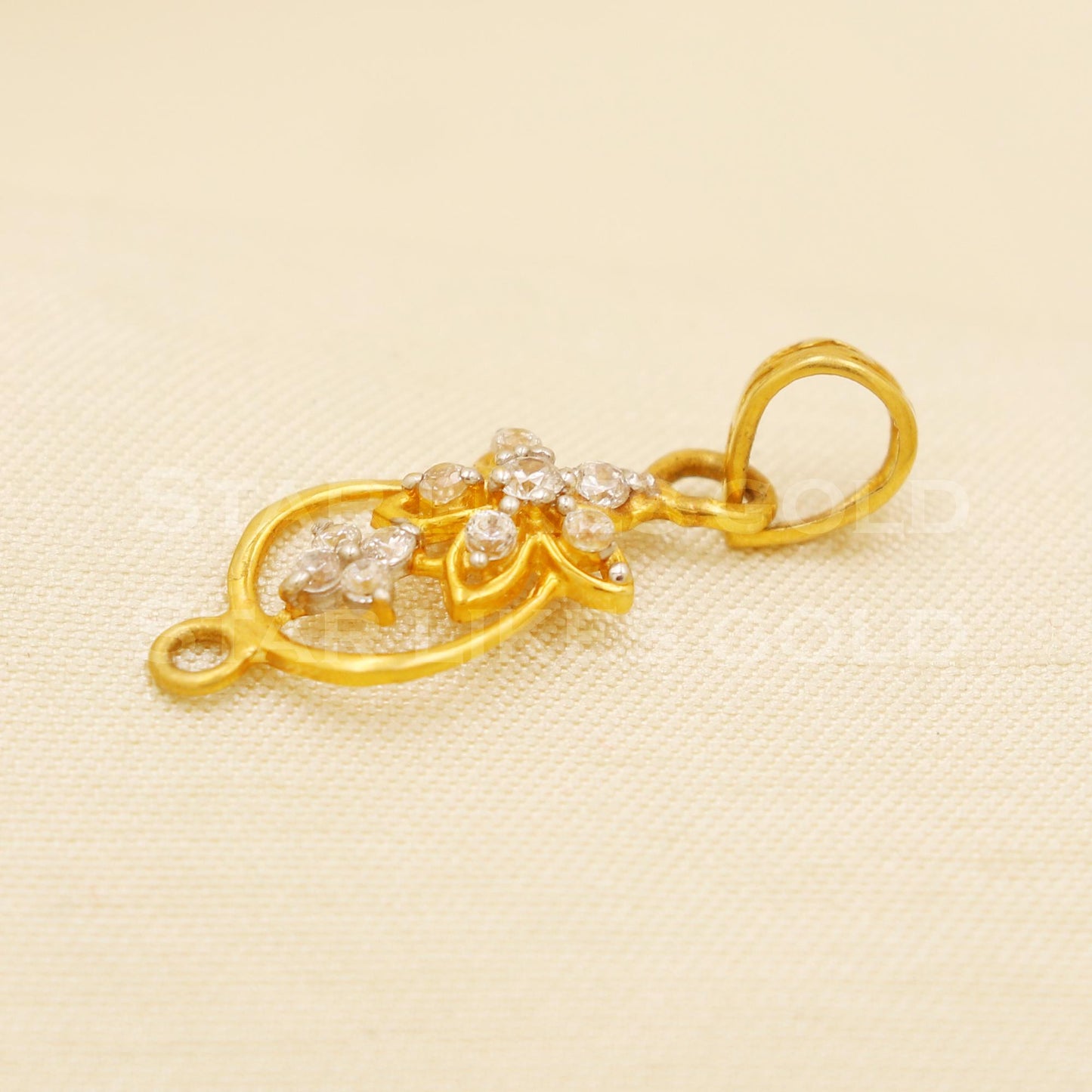 Beautiful 18k Yellow Gold Handmade Zircon Pendant Jewelry, B1475