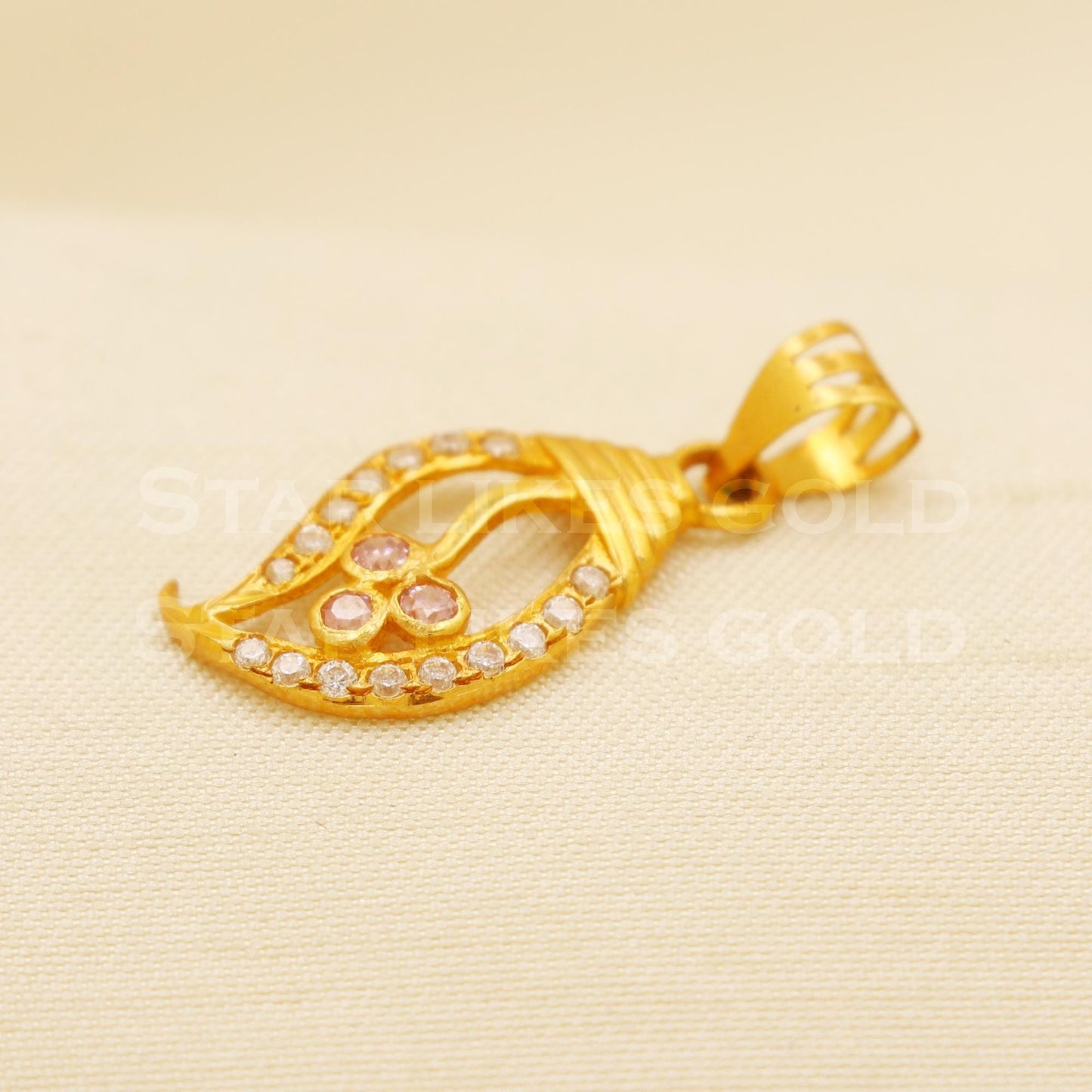 Beautiful 18k Yellow Gold Handmade Zircon Pendant Jewelry, B1477