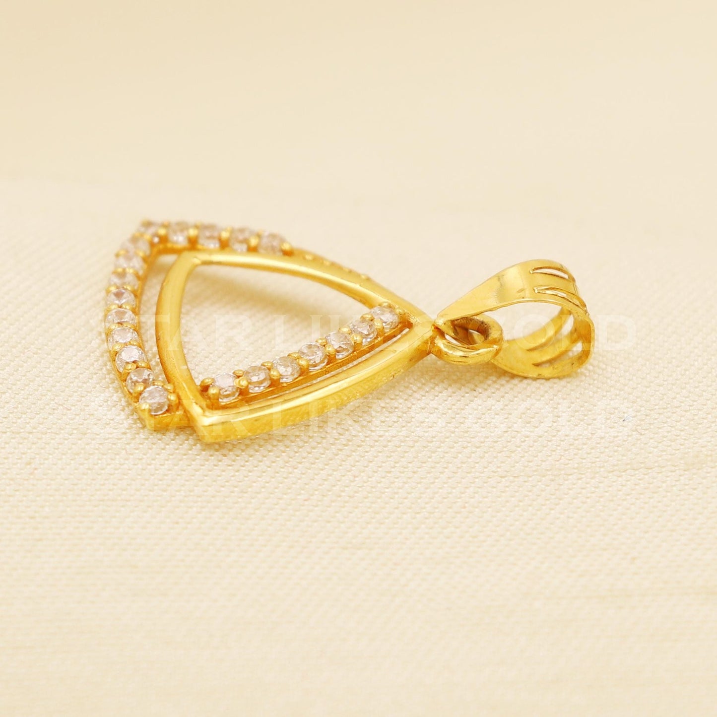 18k Yellow Gold Handmade Zircon Pendant Jewelry, B1488