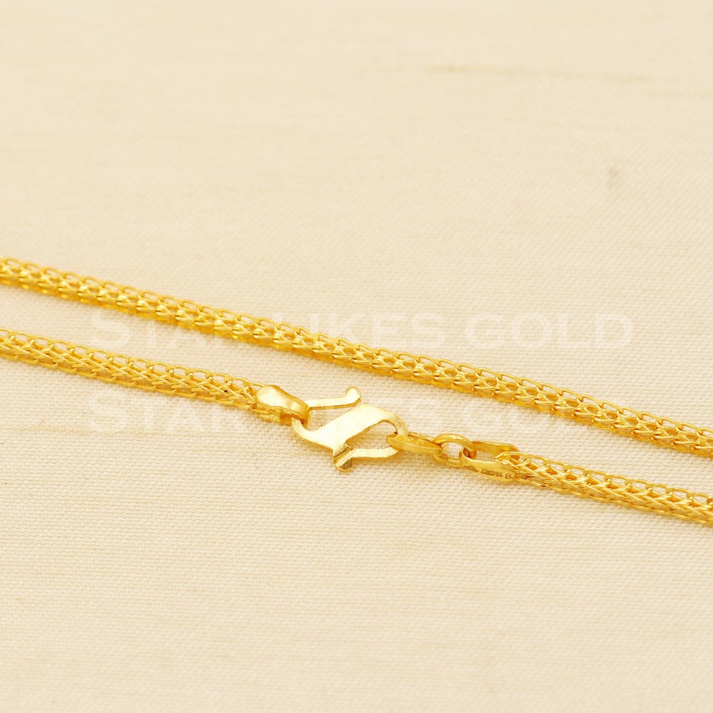22k Hallmark Gold Sleek Foxtail Wheat Link Chain for Daily Wear, B1438