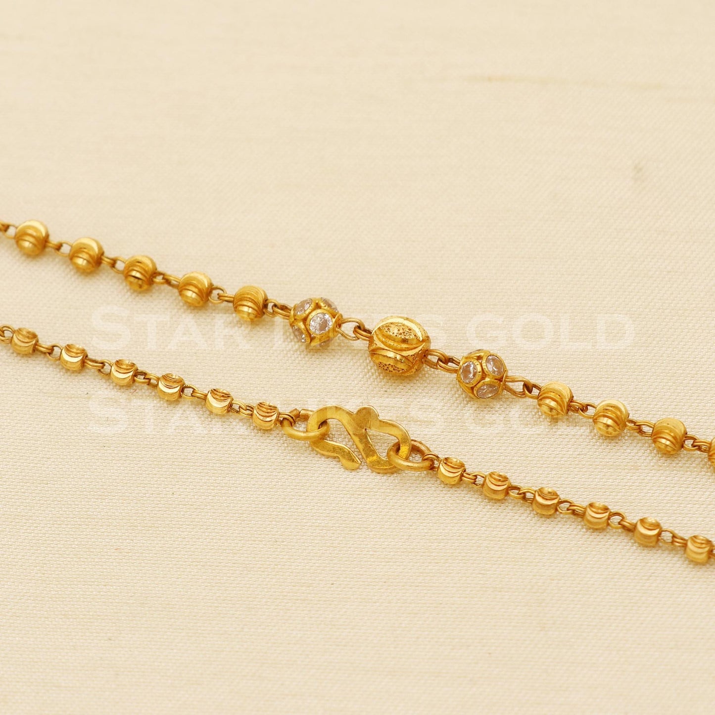 Elegant 18k Gold Hallmark Spherical Bead Chain Design, B1443