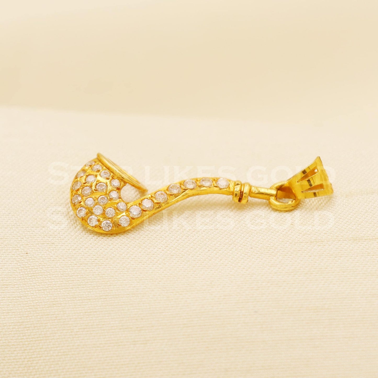 Saxophone - 18k Yellow Gold Handmade Zircon Pendant Jewelry, B1491