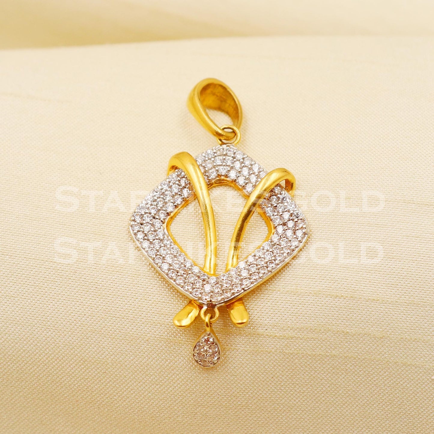 Zircon 22k Yellow Gold Handmade Pendant Jewelry, PR1181