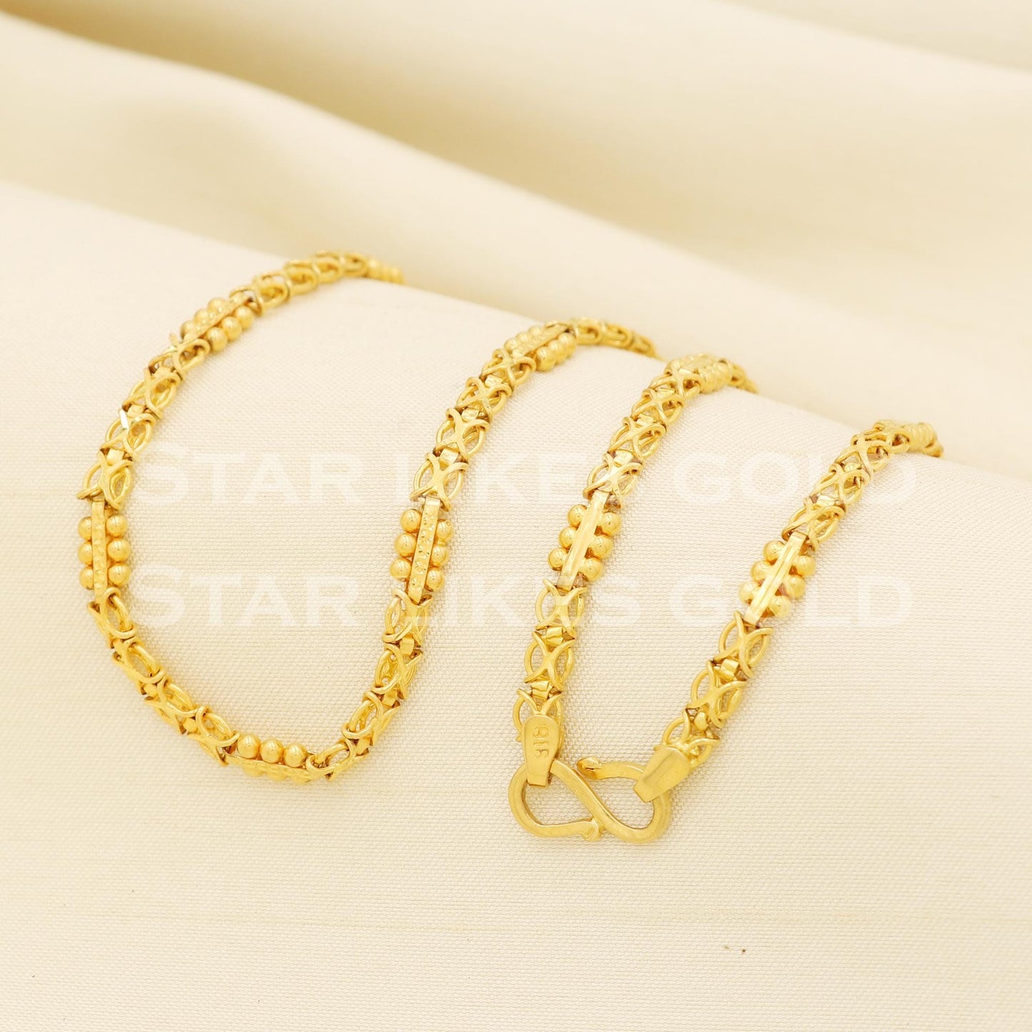 Stunning 22k Hallmark Gold Elegant Textured Link Statement Chain, PR1351