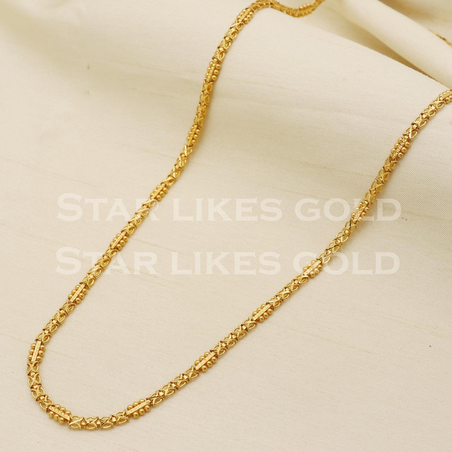 Stunning 22k Hallmark Gold Elegant Textured Link Statement Chain, PR1351