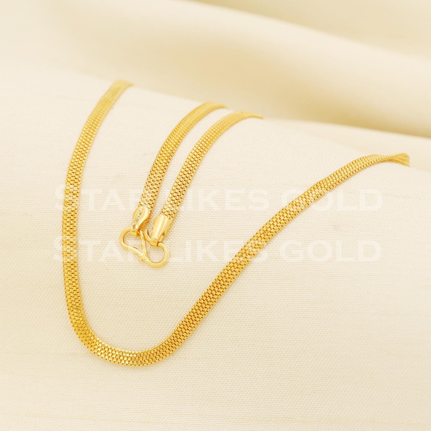 22k Hallmark Gold Delicate Three Lyre Box Chain for Women & Men, PR1365