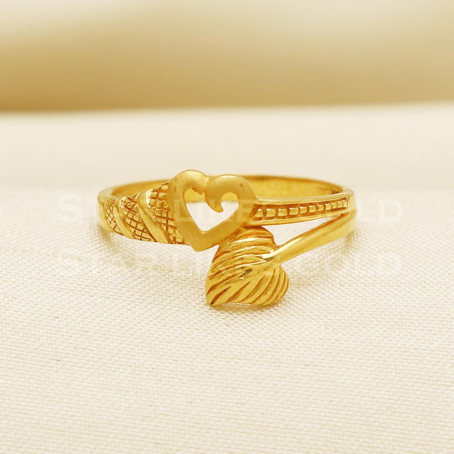 22K Gold Romantic Heart & Leaf Ring | Elegant Nature-Inspired Jewelry, PR1050