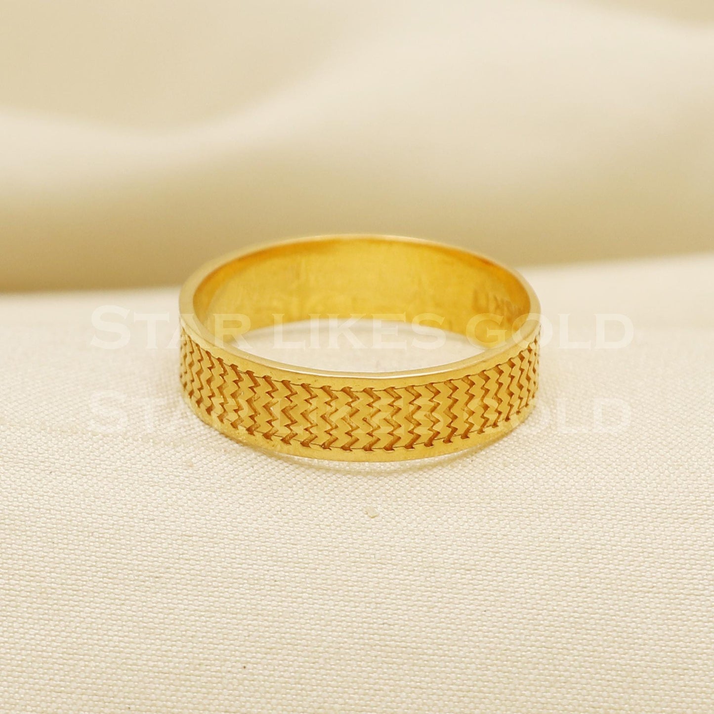 22K Gold Chevron Texture Band Ring | Modern Zigzag Pattern Gold Ring, PR1074