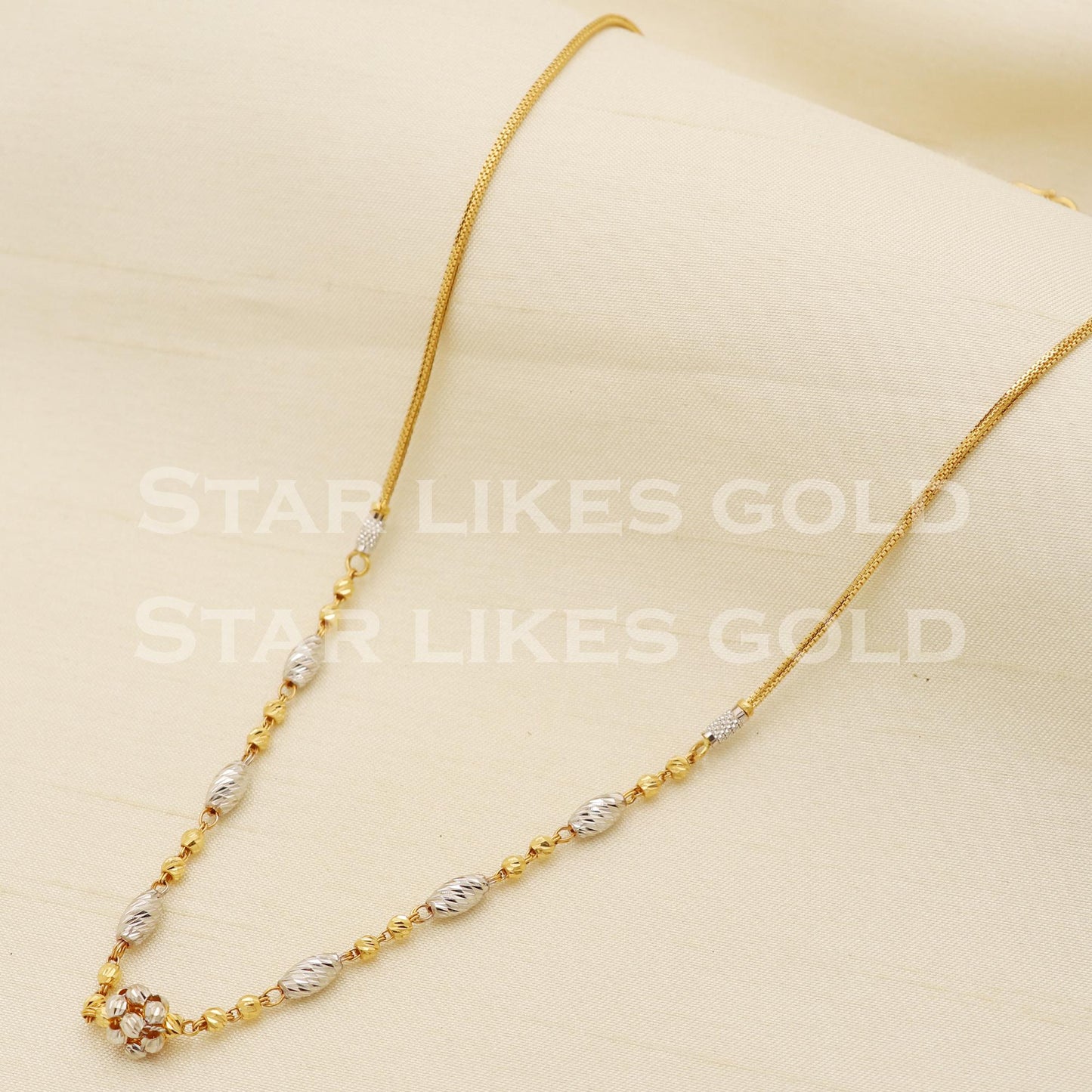 Stunning 22k Hallmark Gold Two Tone High-Polish Textured Link Neckpiece, PR1330