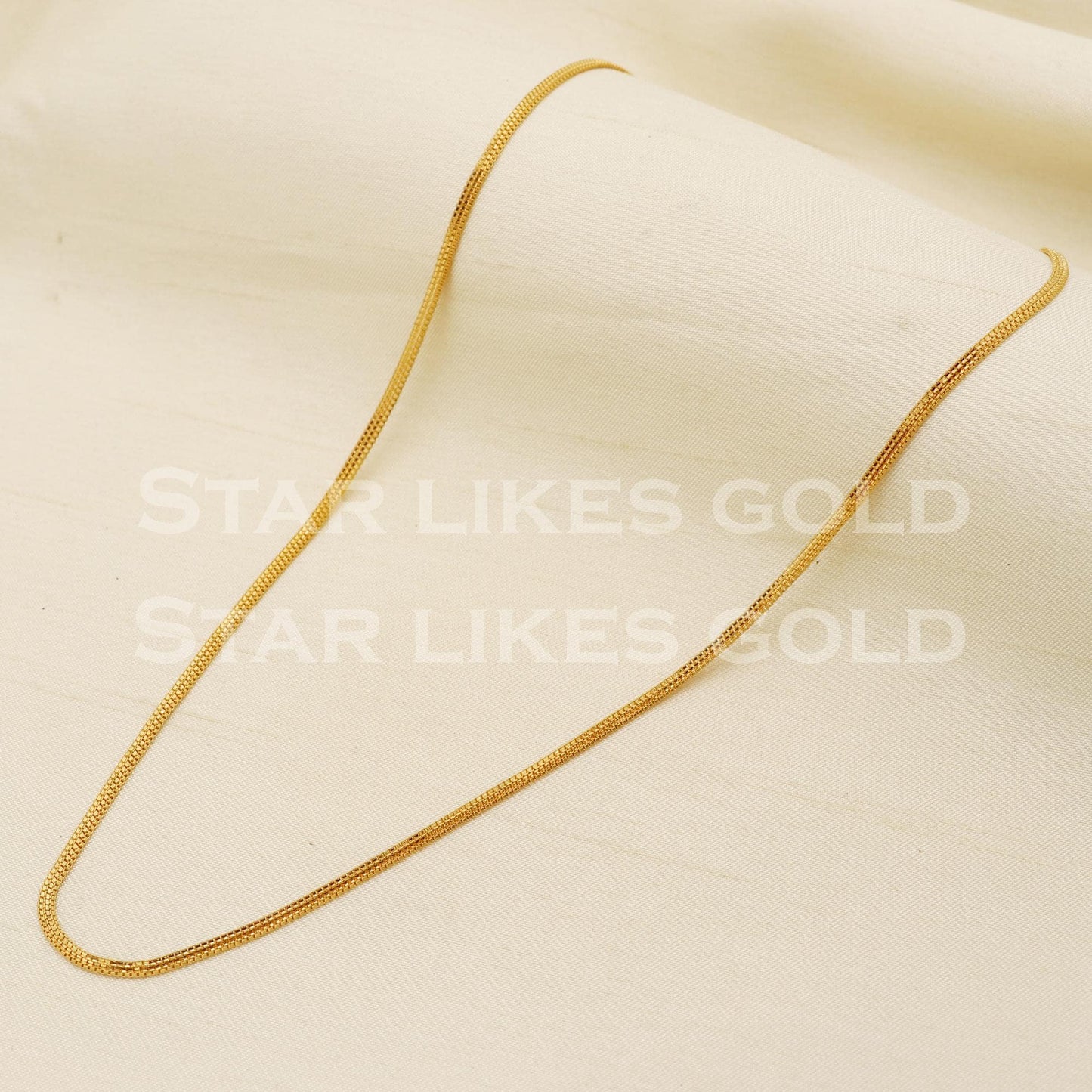 Stunning 22k Gold Hallmark Flexible Mesh Style Neckpiece, PR1364