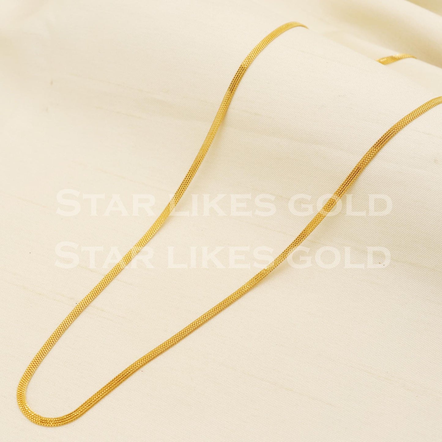 22k Hallmark Gold Delicate Three Lyre Box Chain for Women & Men, PR1365
