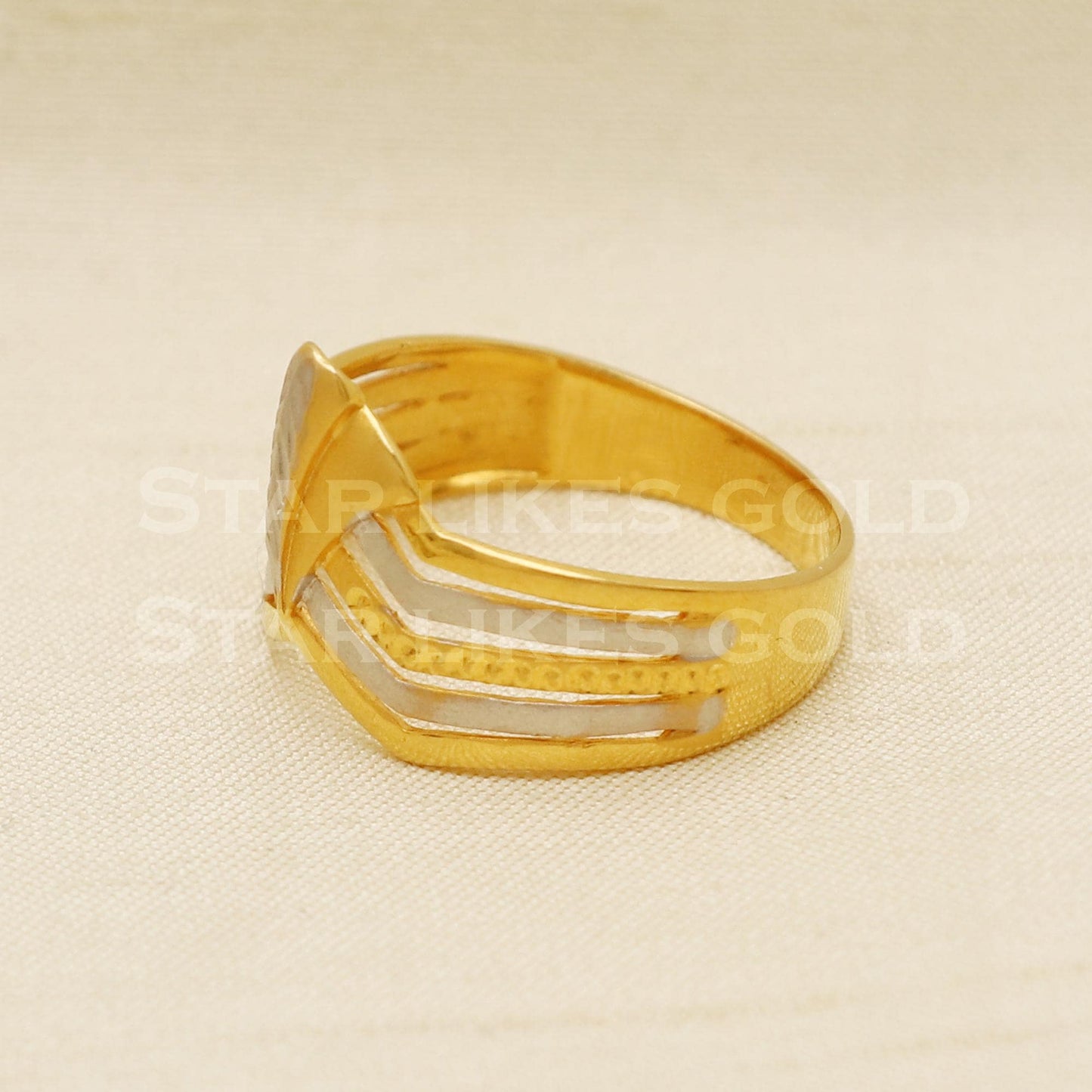 Elegant 22K Gold Two-Tone Gold V-Shape Designer Ring for Women, PR1058