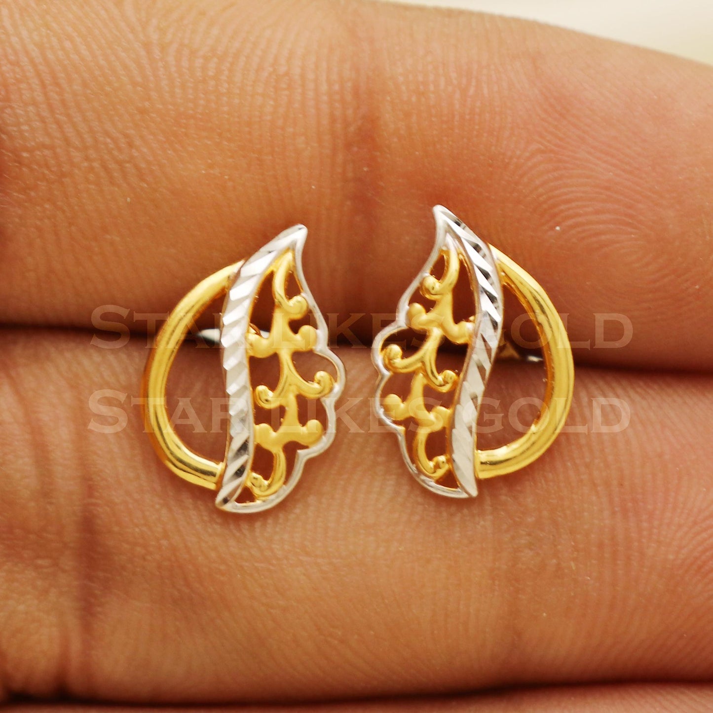 Elegant 22k Gold Two-Tone Floral Leaf Stud Earrings for Women, PR1133