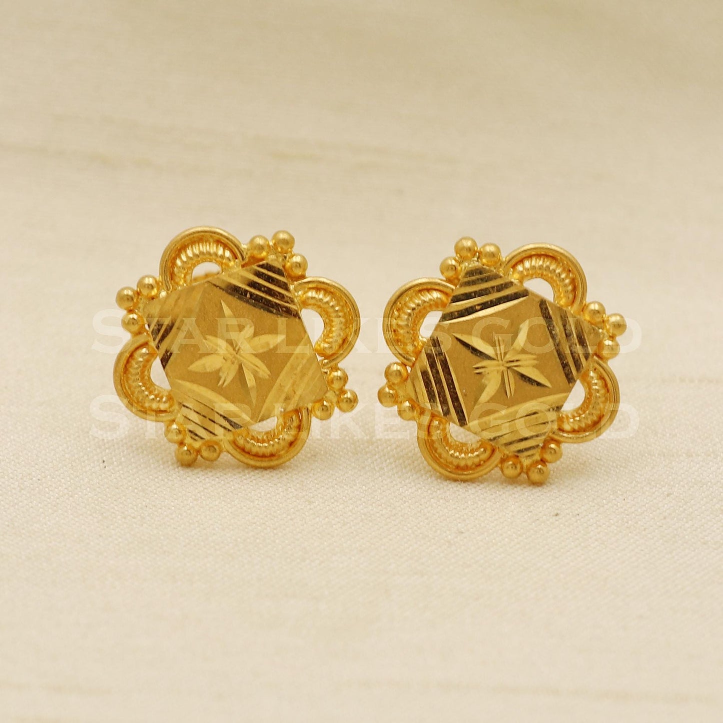 Stunning 22k 22 karat gold stud earrings jewelry, PR1146