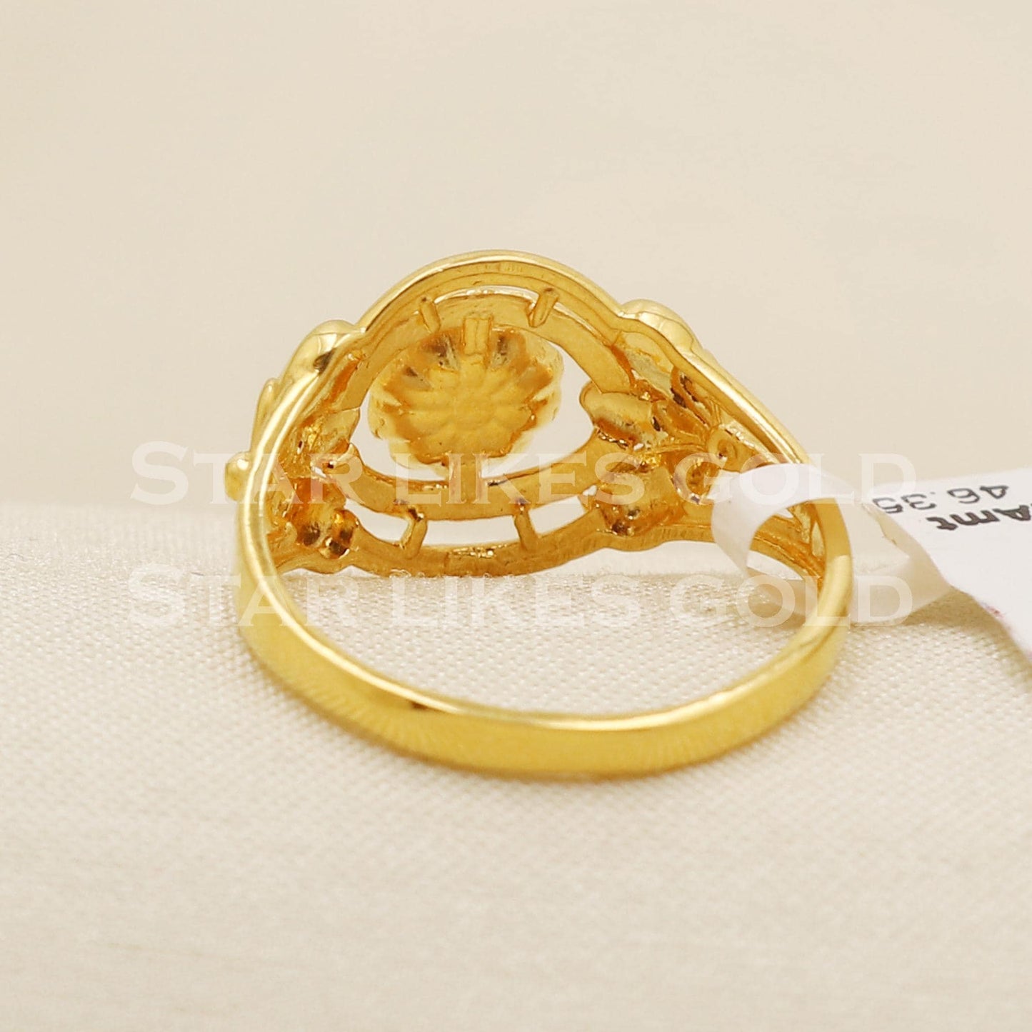 Handcrafted 22K Gold Nature-Inspired Floral Ring | Premium 916 Hallmark, B1580