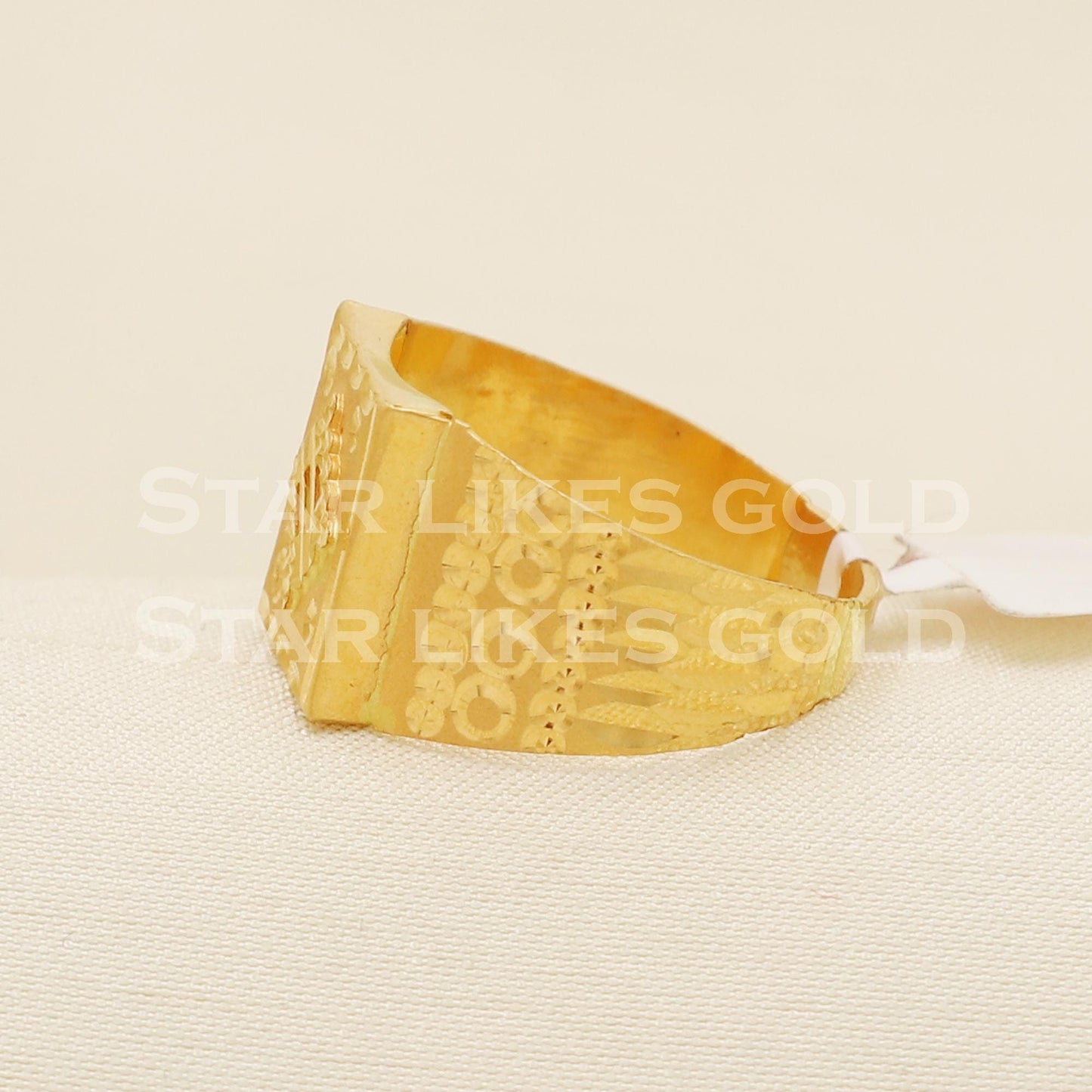 Dainty 22 karat 22k Gold Indian Ring Handmade gold Jewelry, B1601