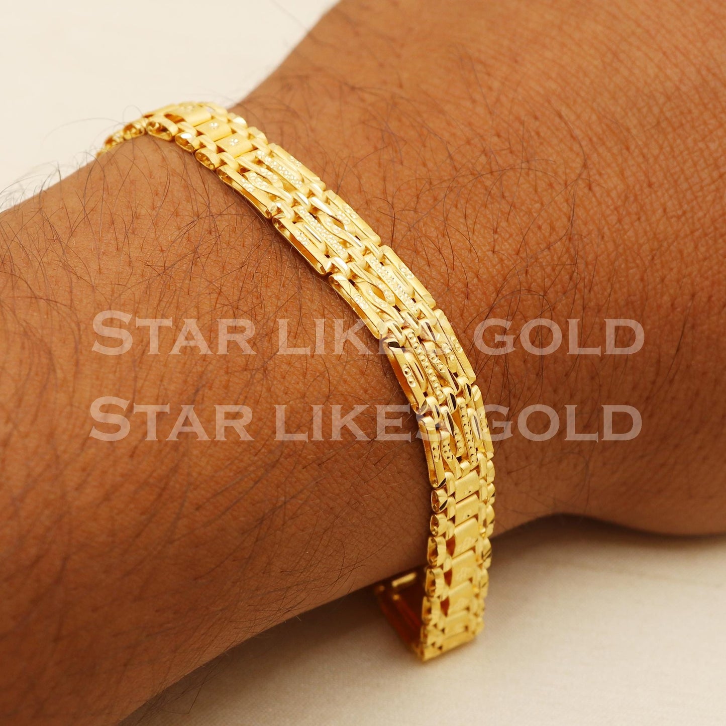 Premium 22K Hallmark Gold Textured Broad Link Bracelet, B1624