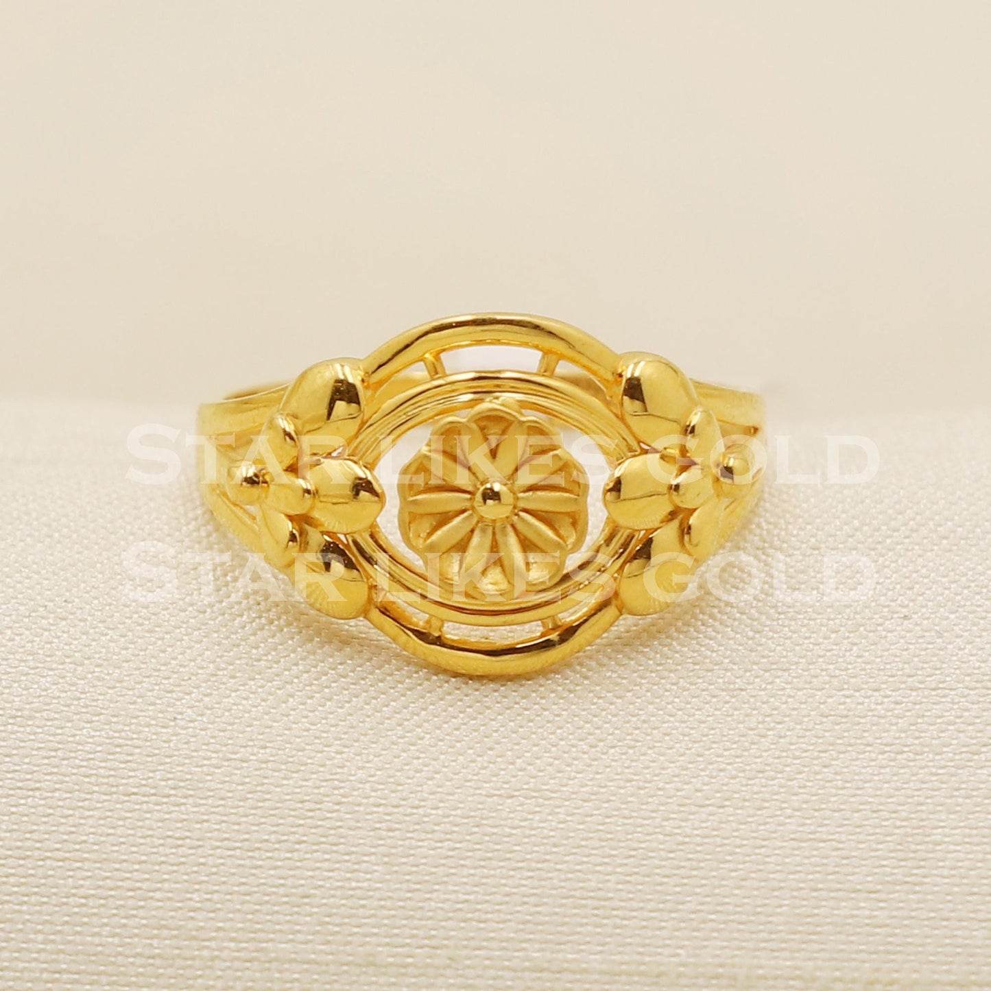 Handcrafted 22K Gold Nature-Inspired Floral Ring | Premium 916 Hallmark, B1580