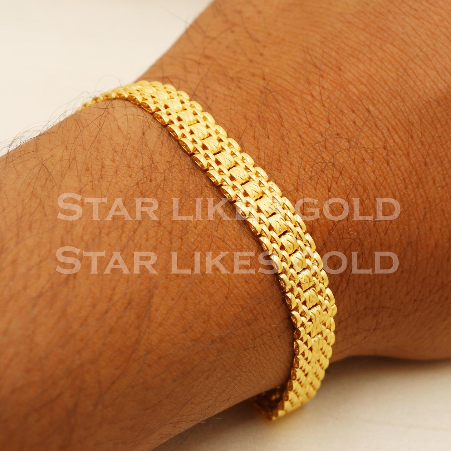 Classic 22K Gold Hallmark Royal Mesh Pattern Men's Jewelry, B1618