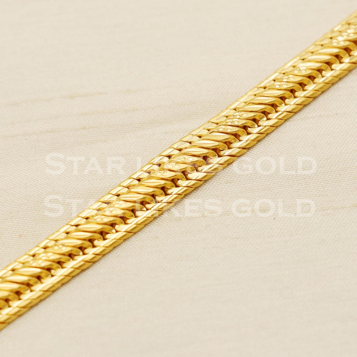 22k Hallmark Gold Men's Double Link Bracelet – Elegant Textured Design, PR1442