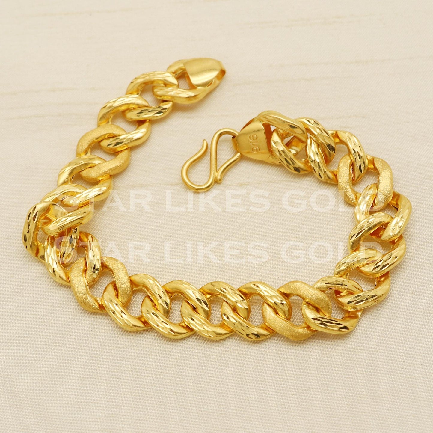 Men's Hallmark 22k Gold Heavy Curb Chain Bracelet – Stunning Craftsmanship, PR1452