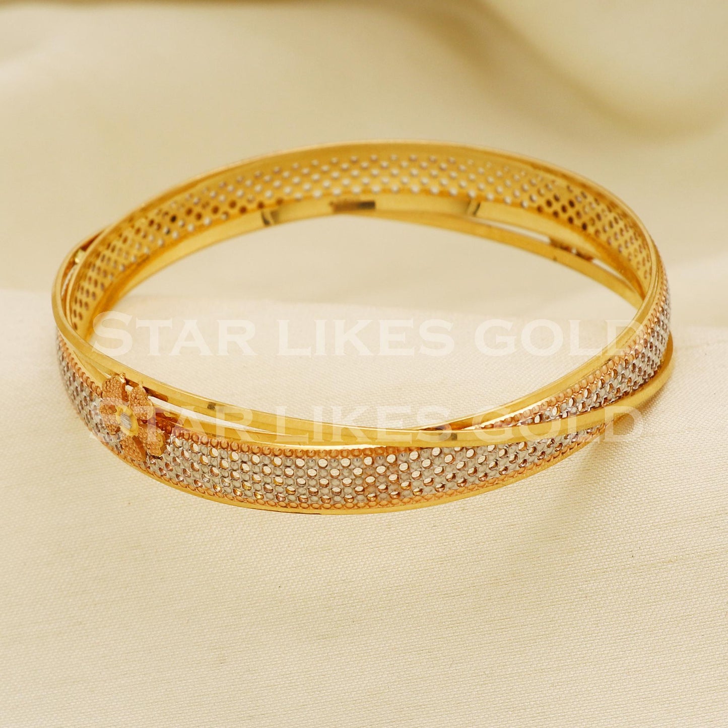 22K 22 Karat Hallmark Gold Textured Floral Kada Bangle, PR1484