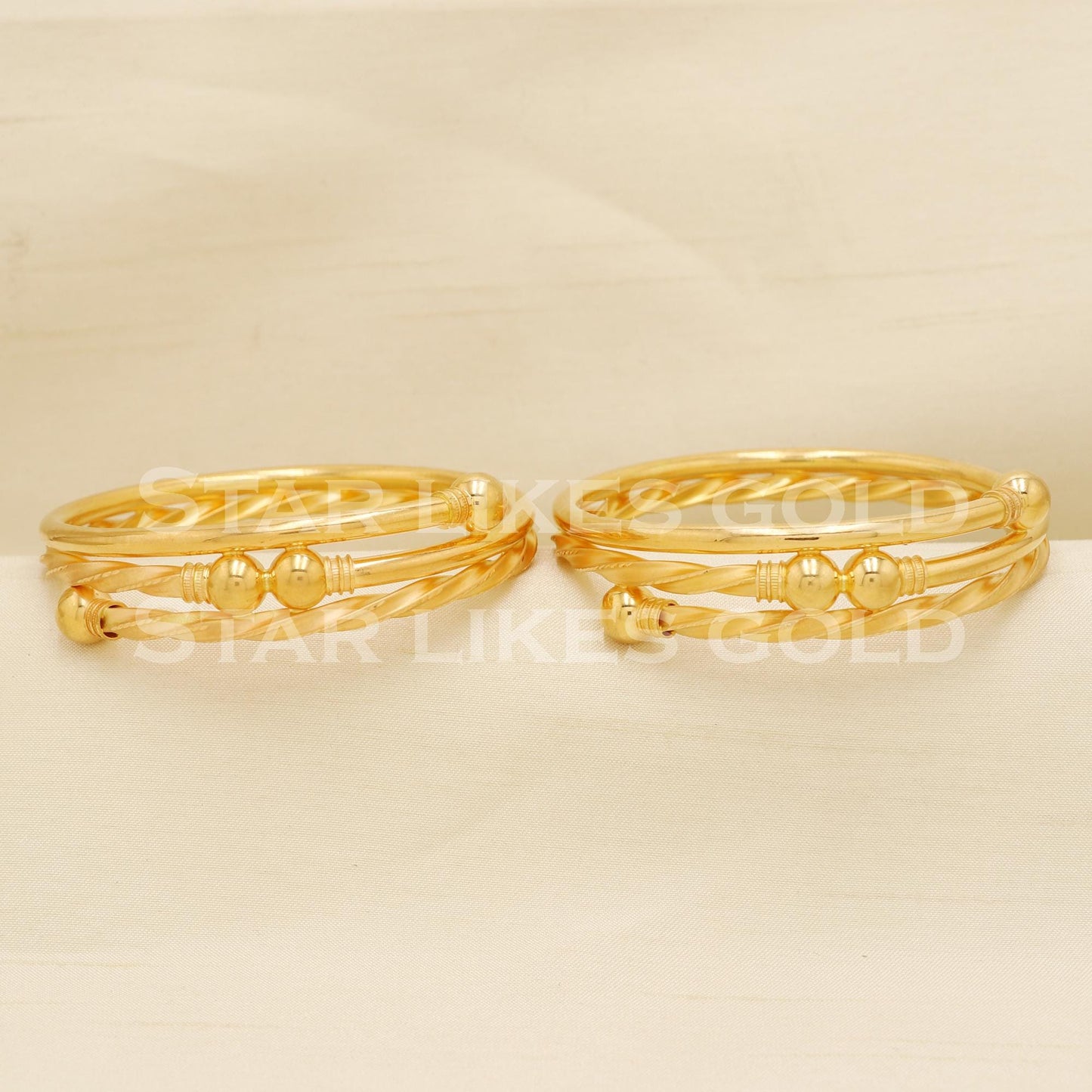 22K 916 Hallmark Gold Twisted Solid Bangles Set of 2, PR1496