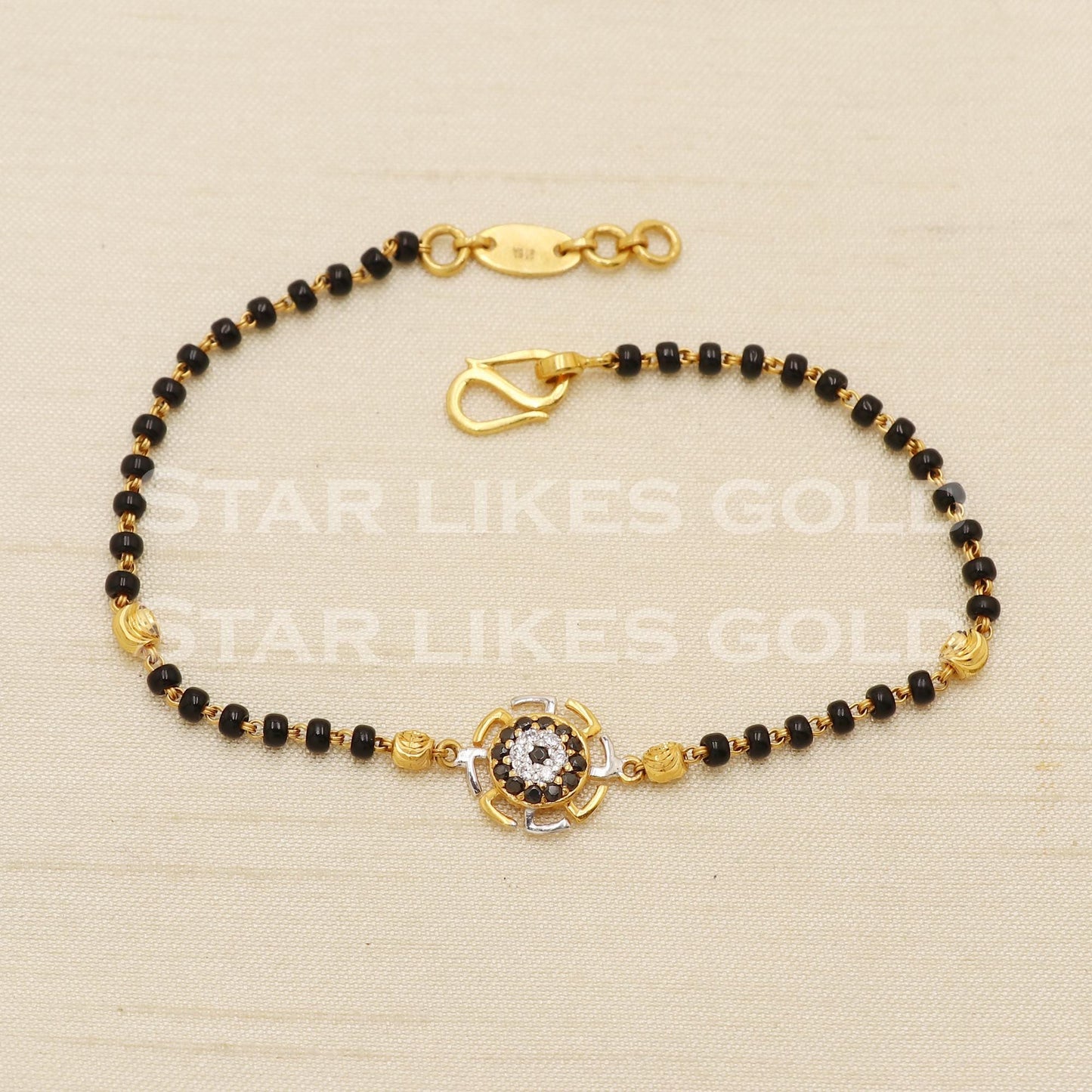 22 karat 22k gold Zircons Black Onyx Women Bracelet jewelry, PR1534