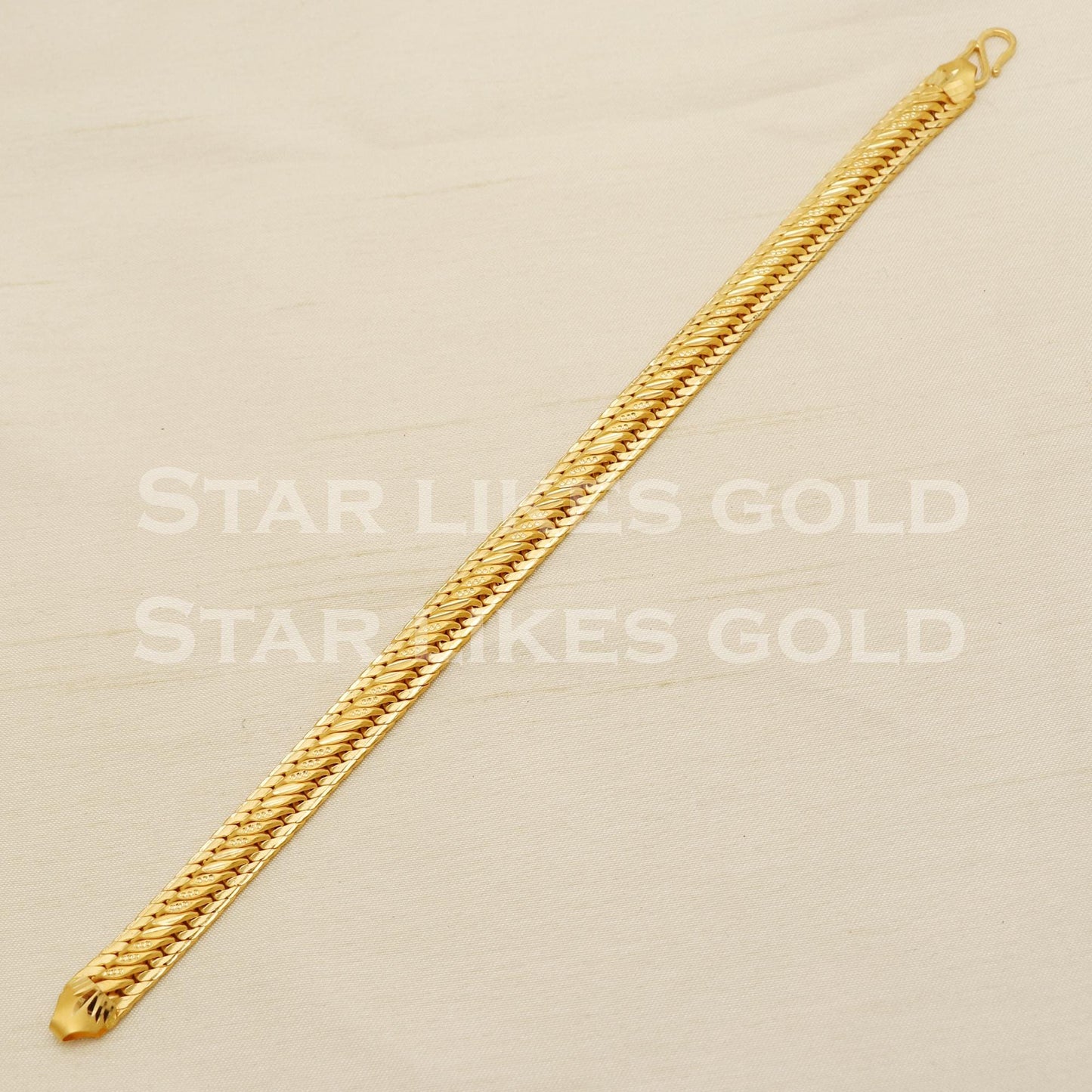 Classic 22K Gold Hallmark Intricate Link Men's Bracelet, PR1449